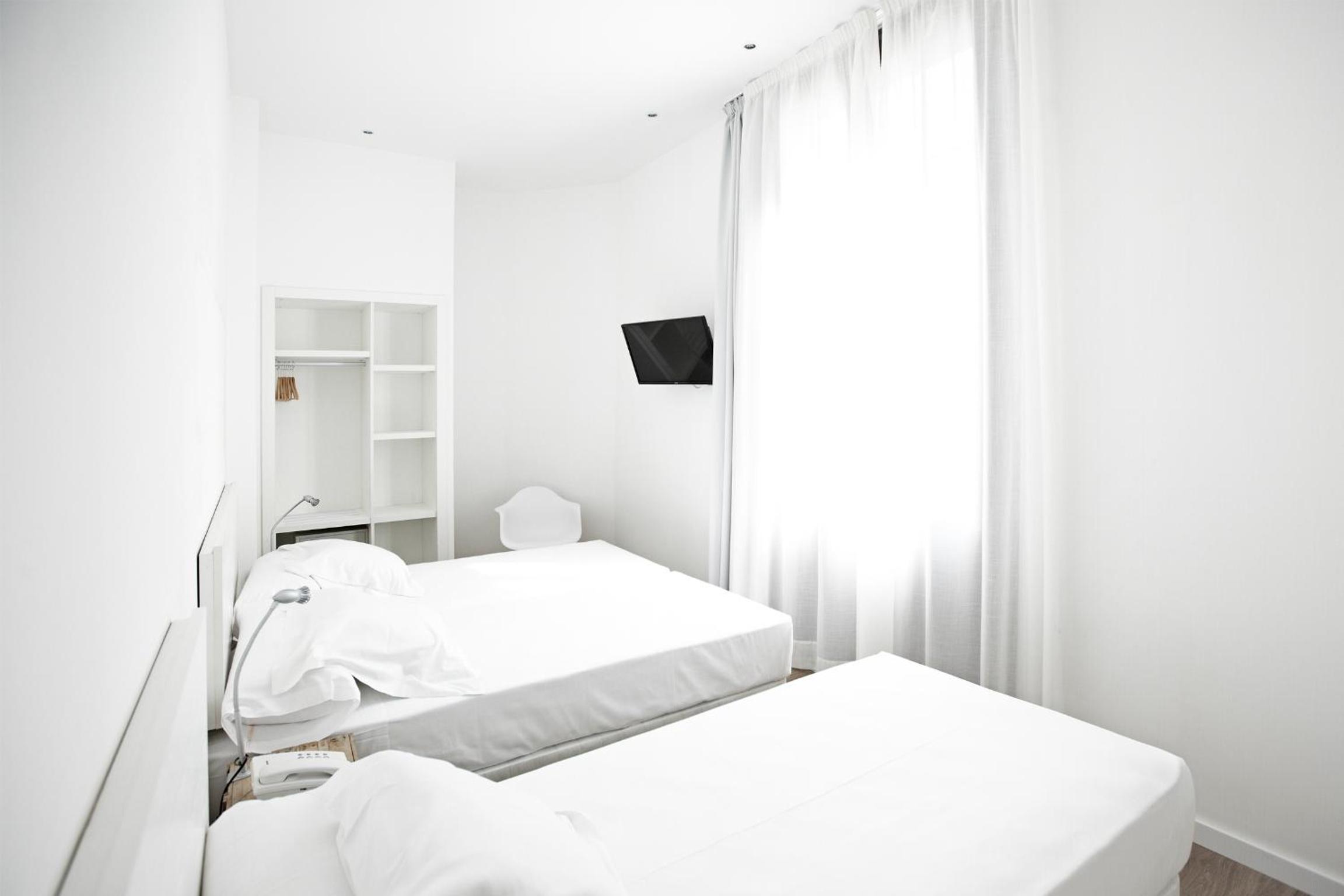 Triple Room with Balcony