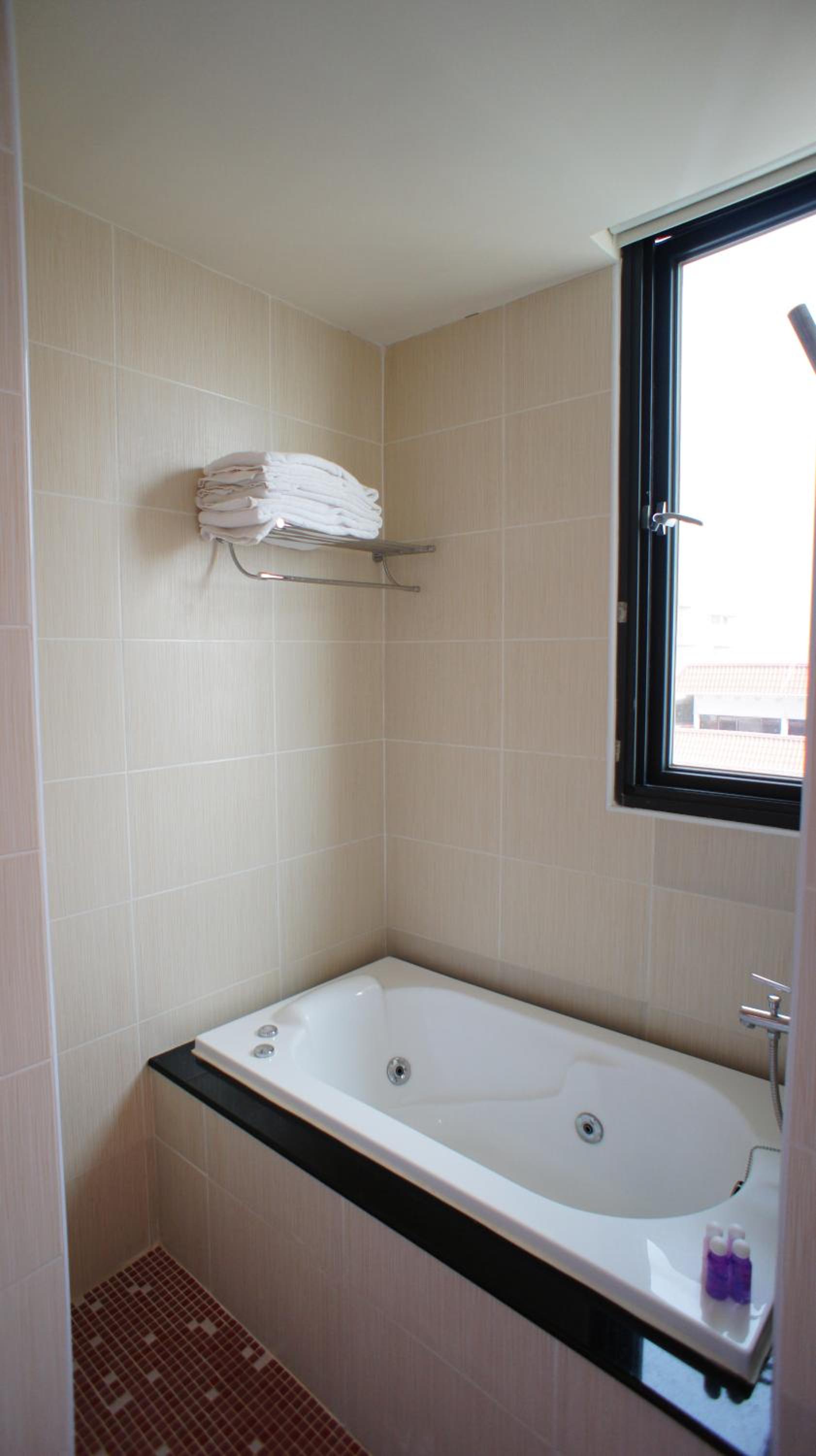 Deluxe Double Room - Photo 5