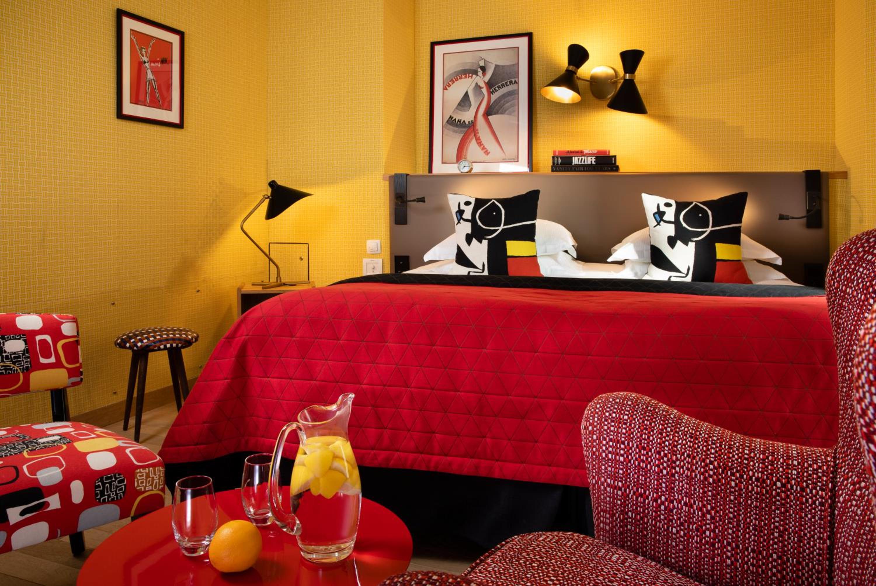 Deluxe Double or Twin Room photo 1