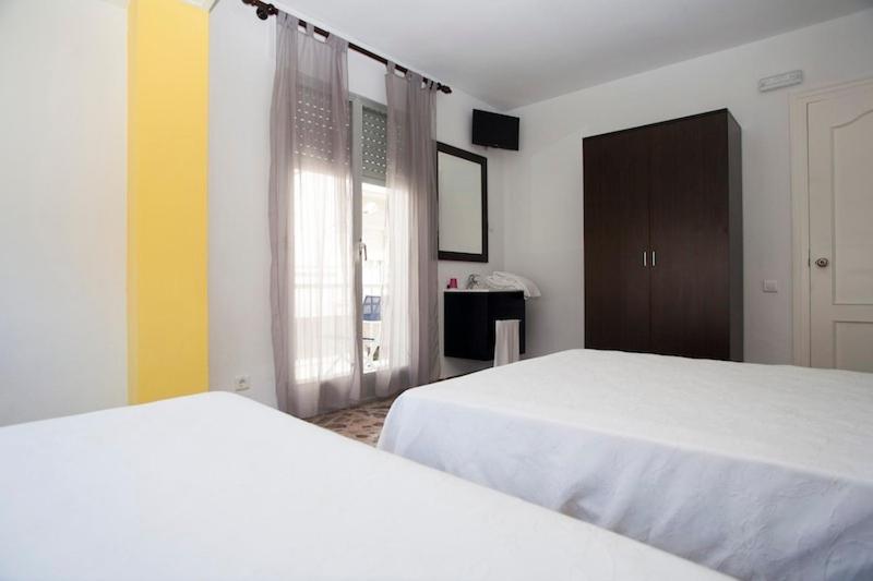 Double Room With Shared Bathroom photo 3