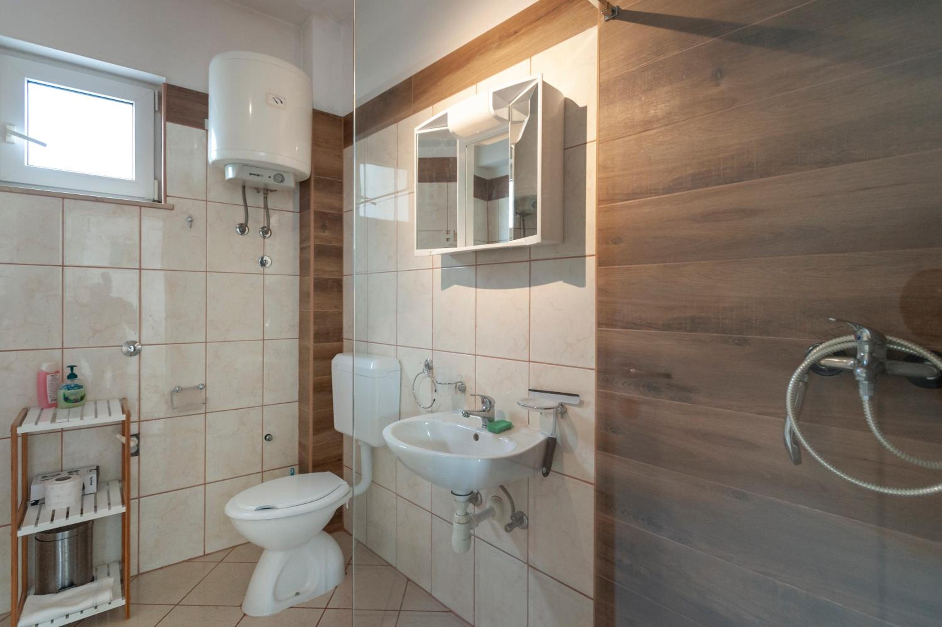 Apartment - Photo 5
