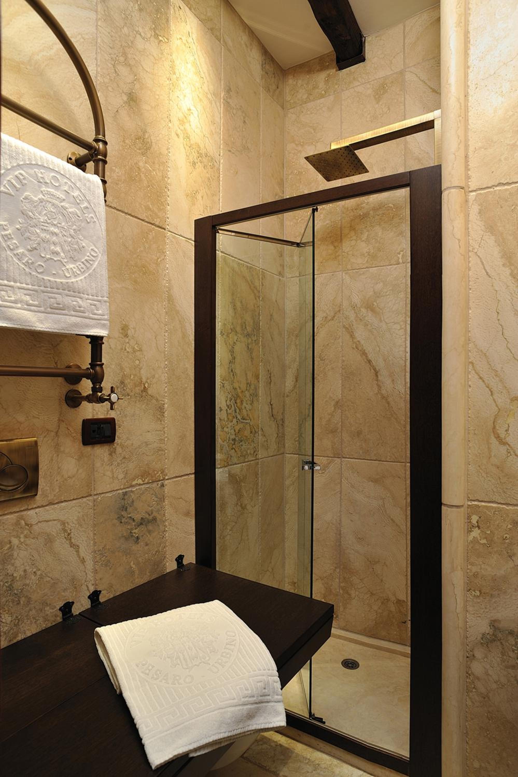 Executive Double Room - Photo 2