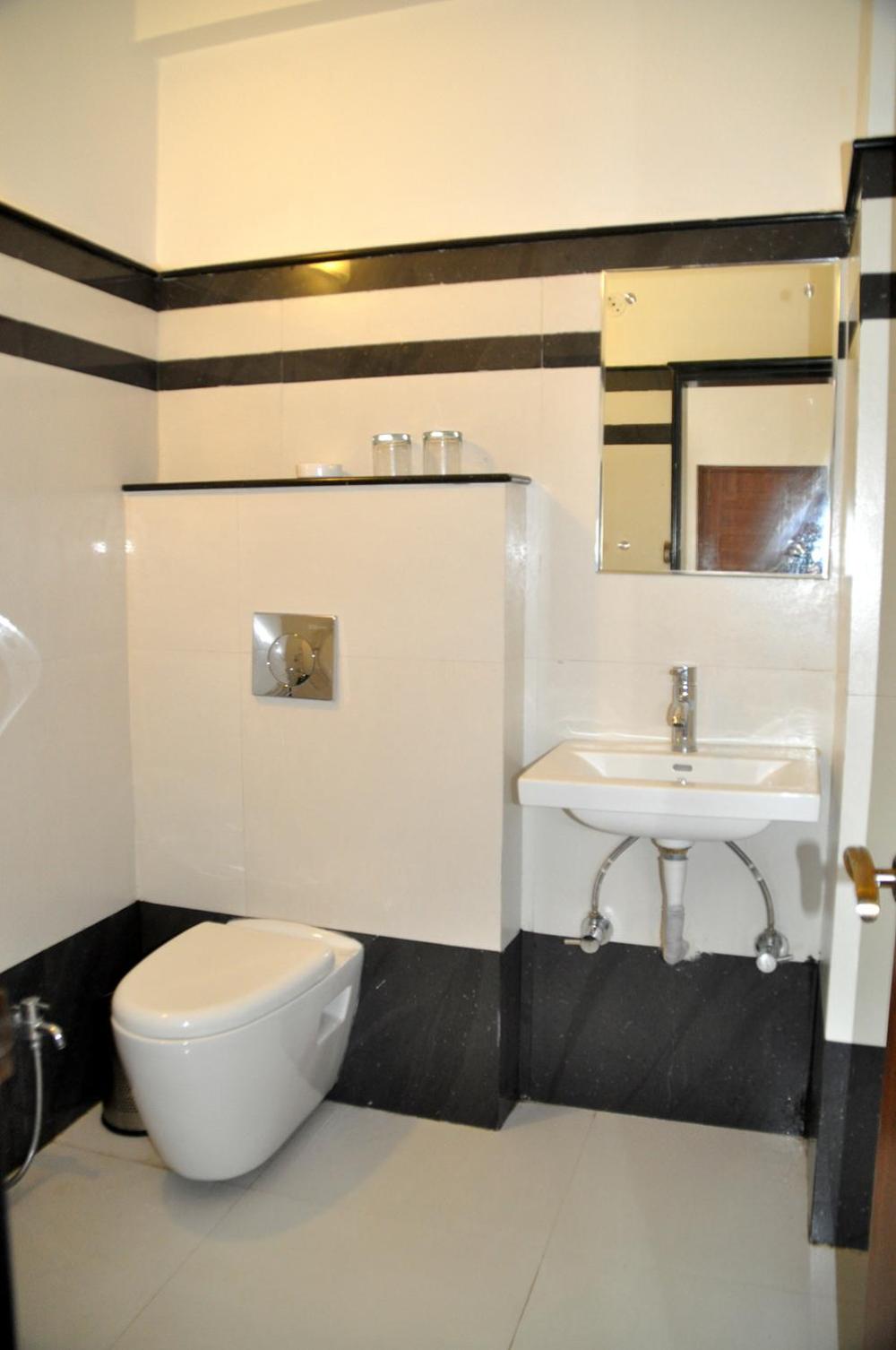 Executive Twin Room with Lake View photo 2