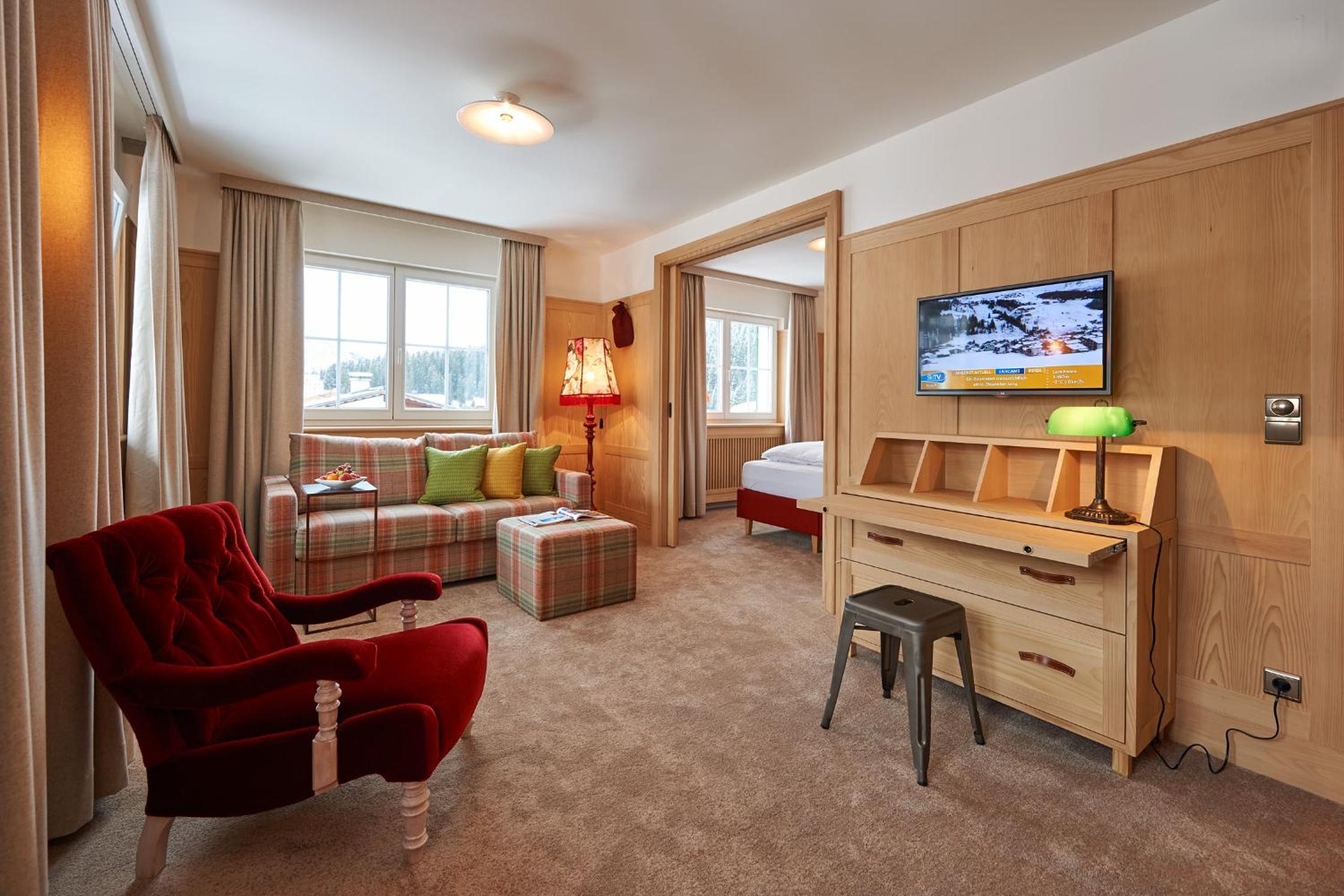 Deluxe Suite photo 3