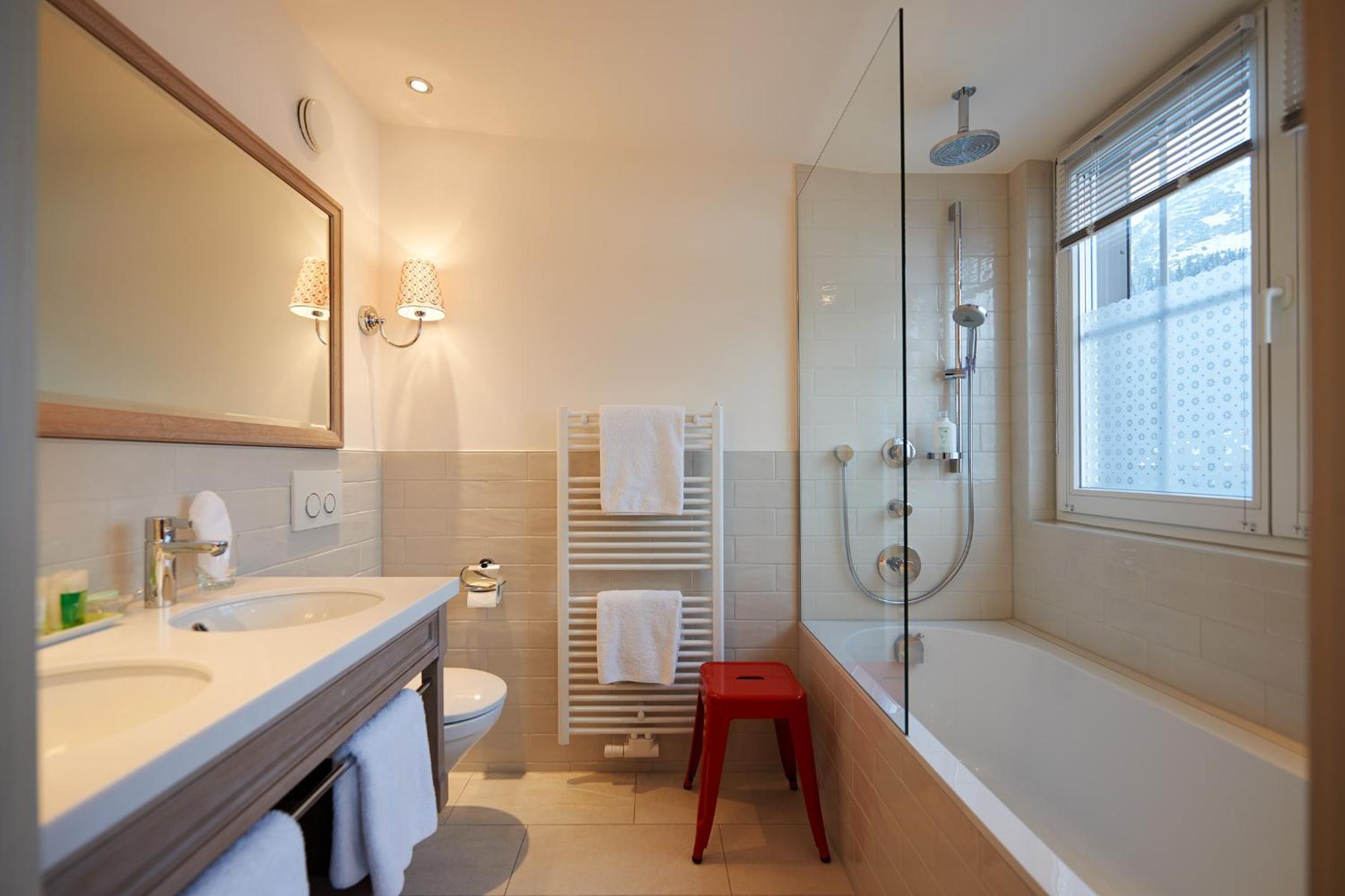 Deluxe Double Room with Balcony photo 2
