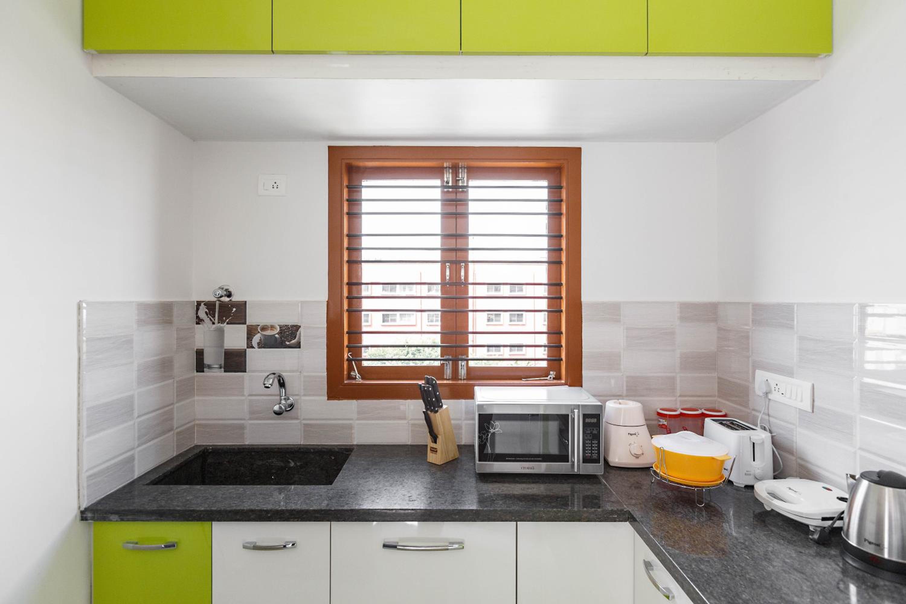 Standard One-Bedroom Apartment - Photo 5