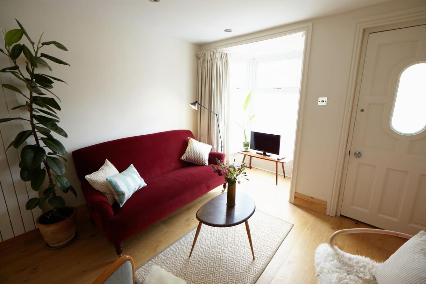 Three-Bedroom House photo 1