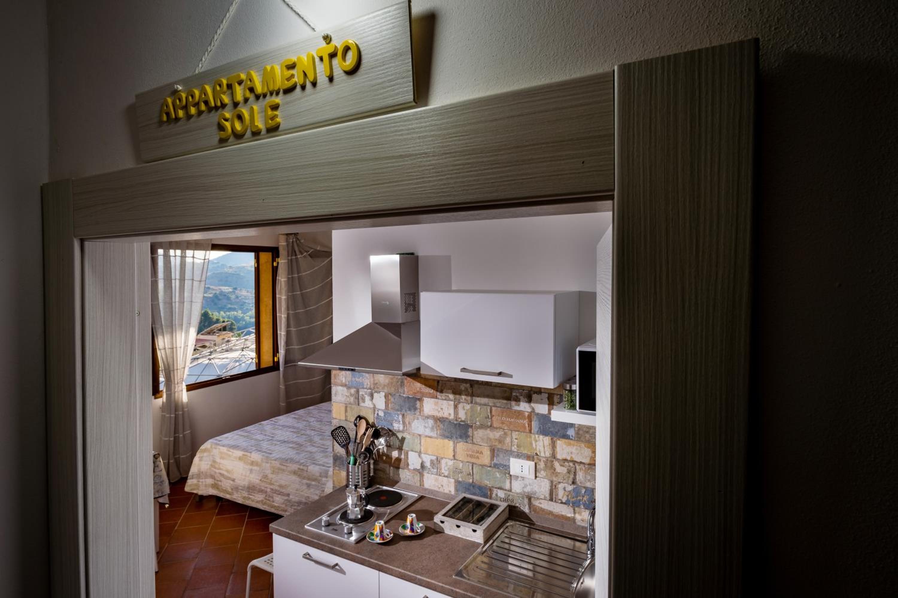 Studio Apartment photo 2