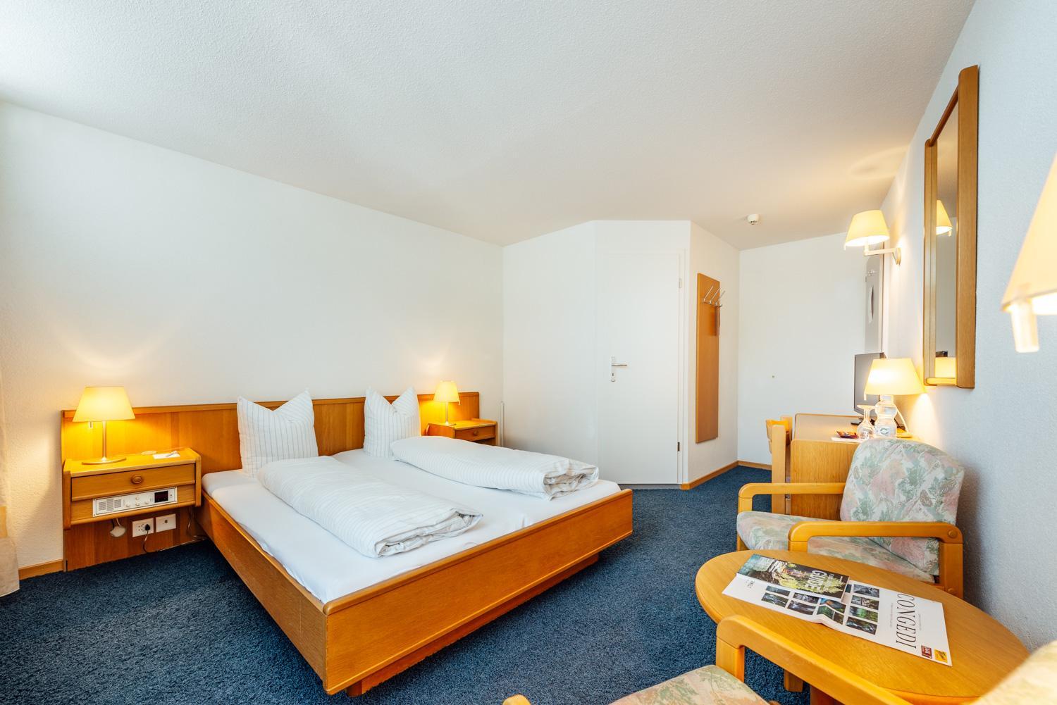 Economy Double Room - Photo 6