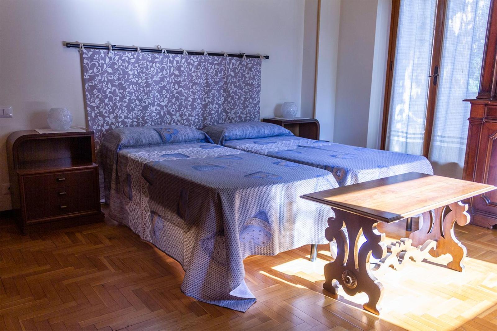 Three-Bedroom Apartment - Photo 2