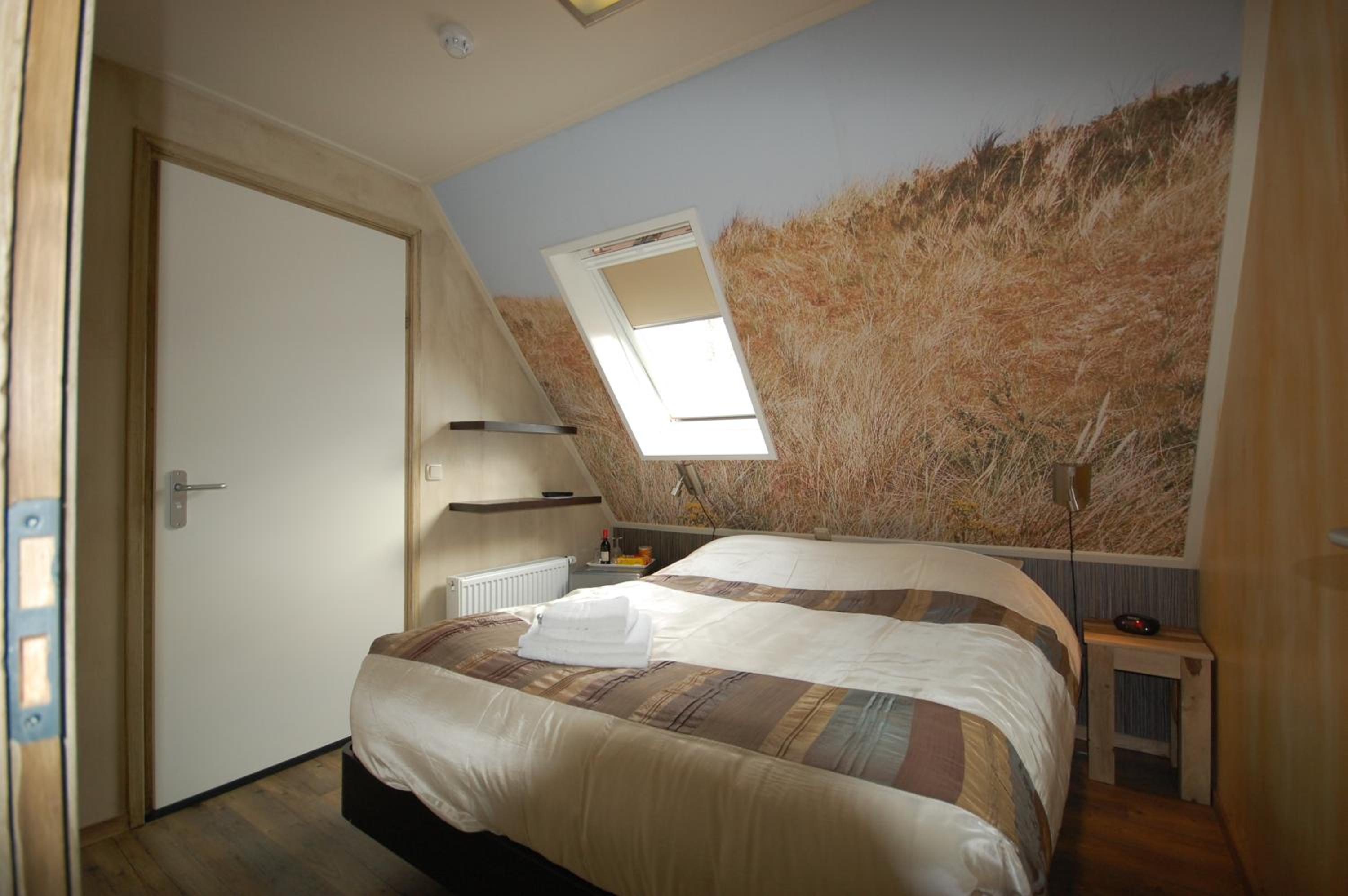 Standard Single Room with Shower photo 1