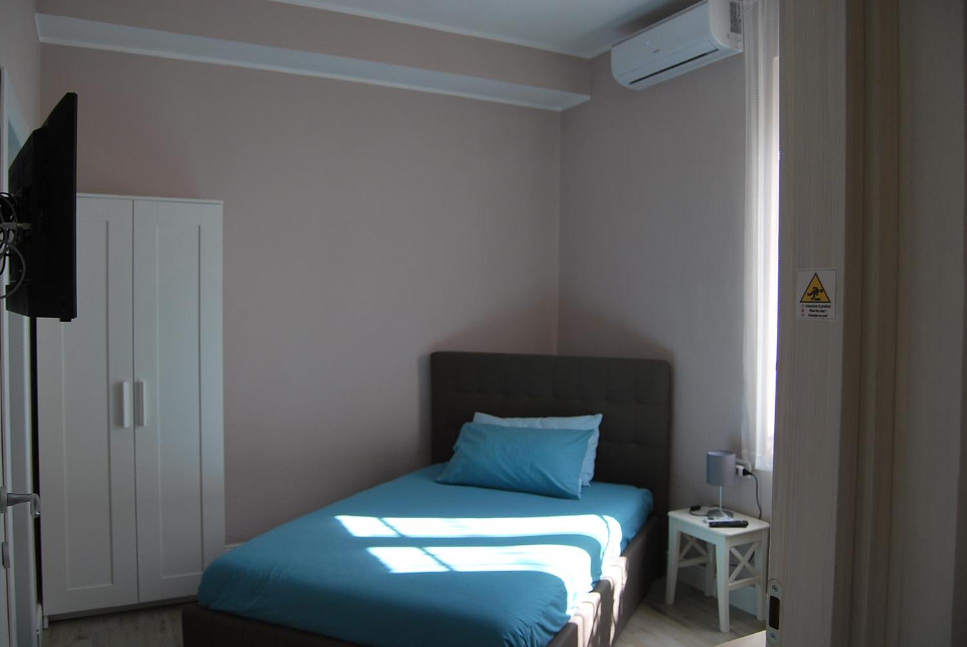 Single Room with Private Bathroom