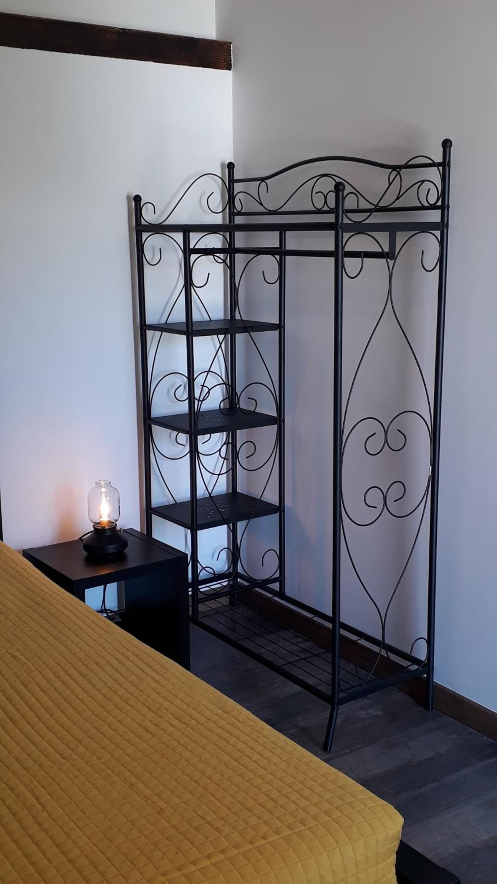 Standard Double Room - Photo 8