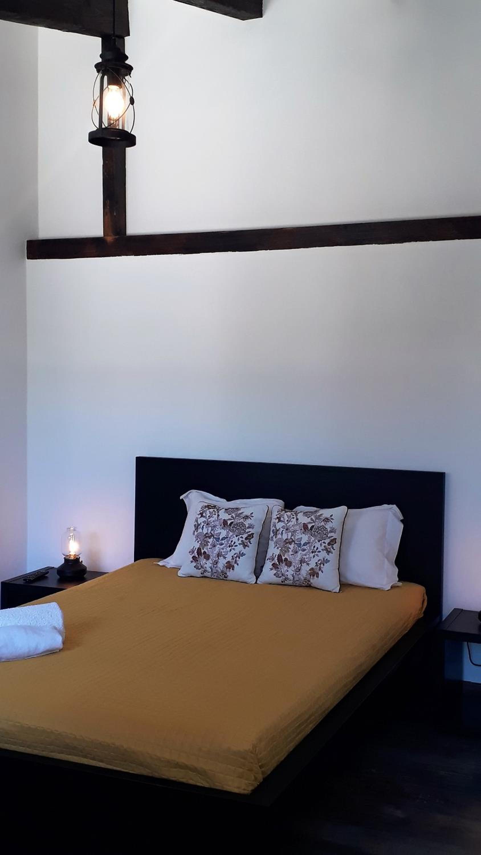 Standard Double Room - Photo 7