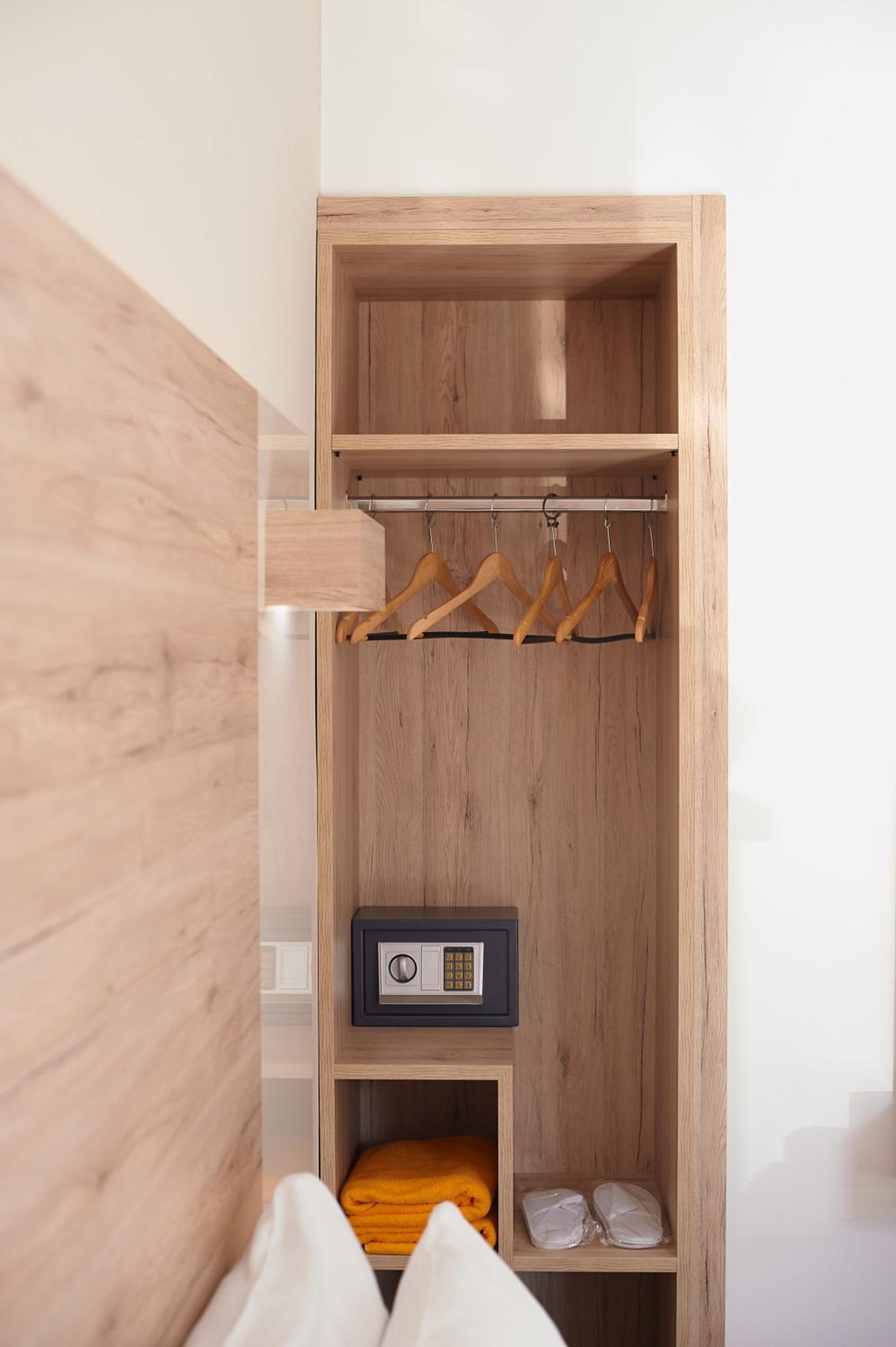 Apartment - Ground Floor photo 1