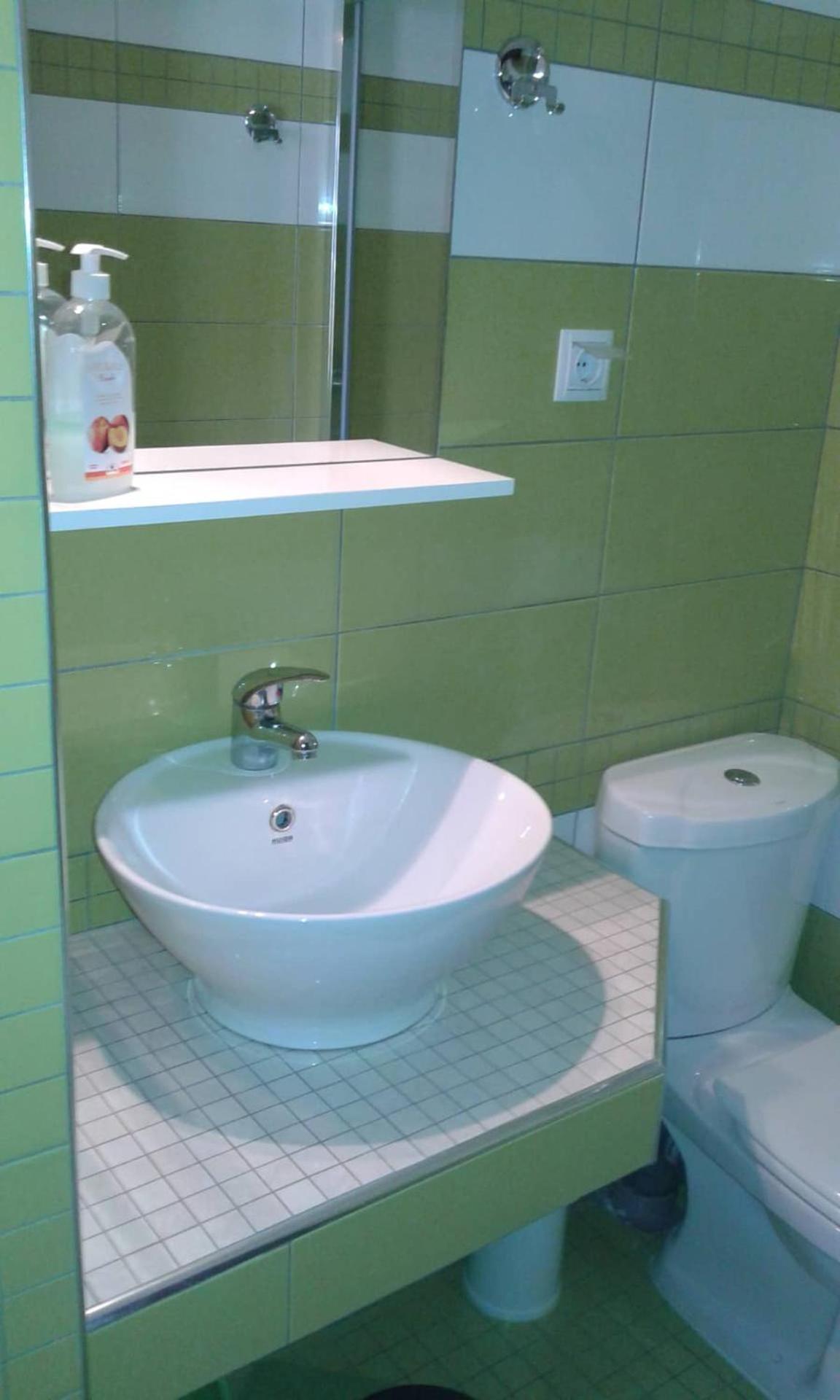 One-Bedroom House photo 2