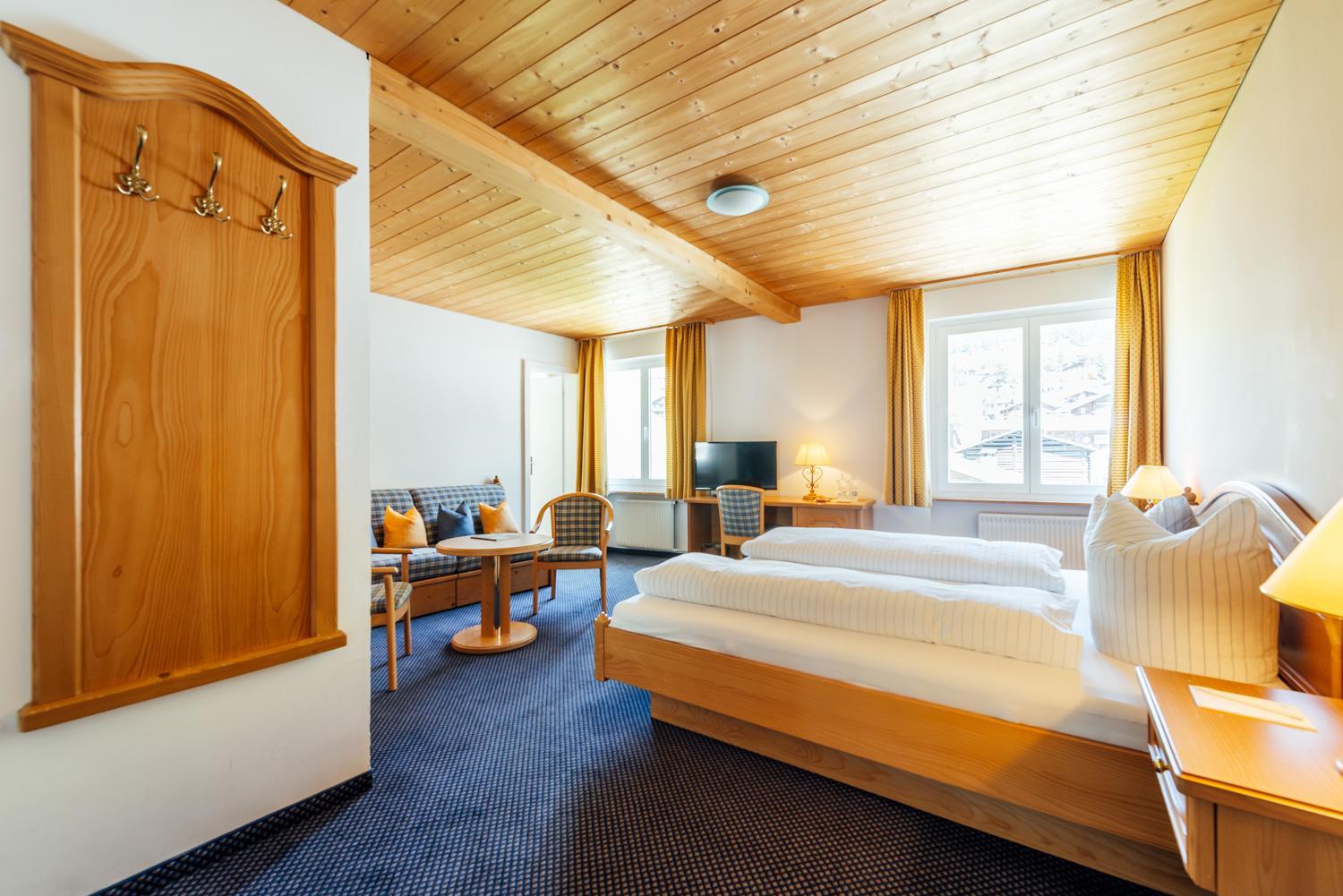 King Room with Mountain View - Photo 4