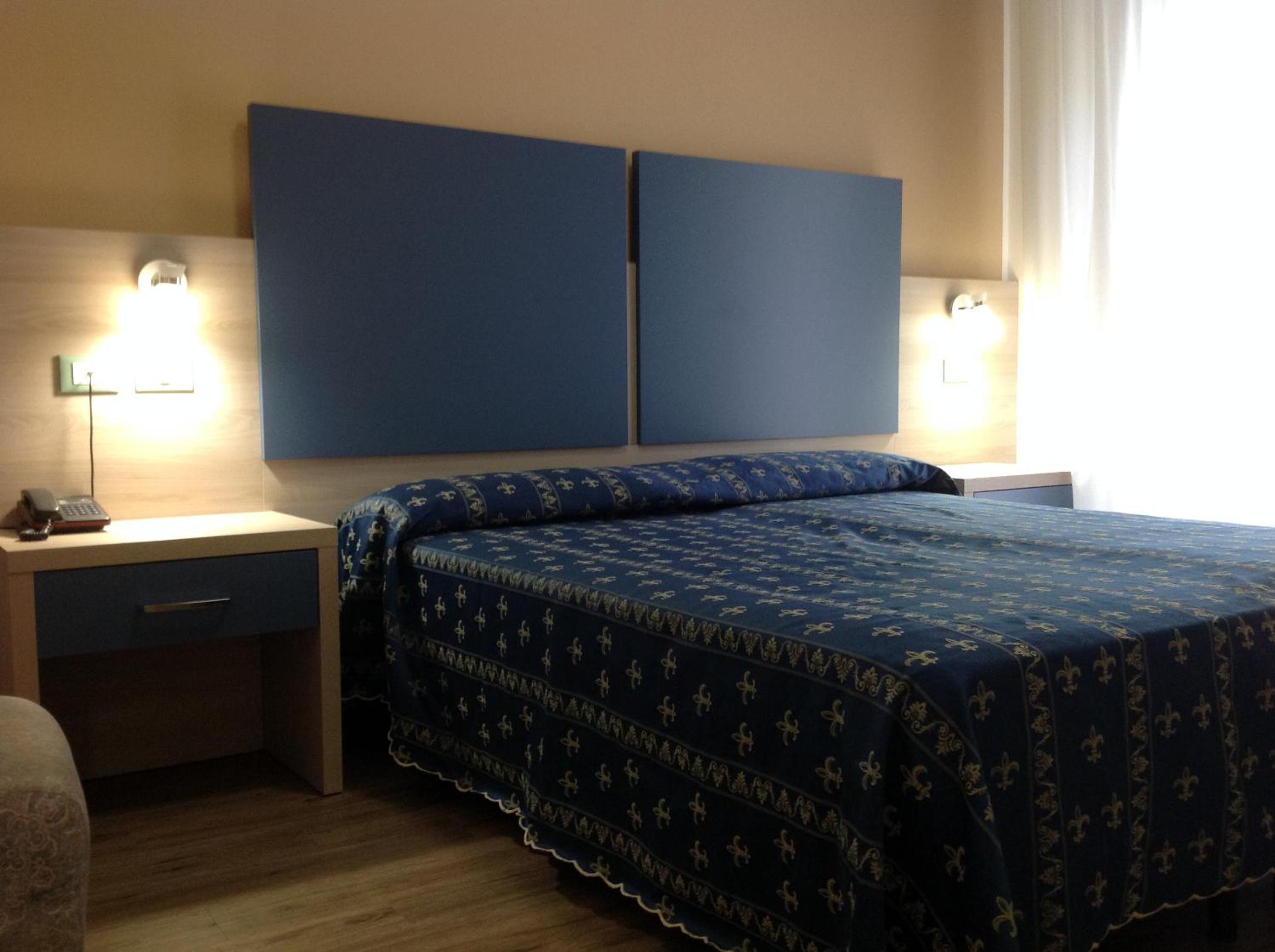 Double Room with Balcony photo 3