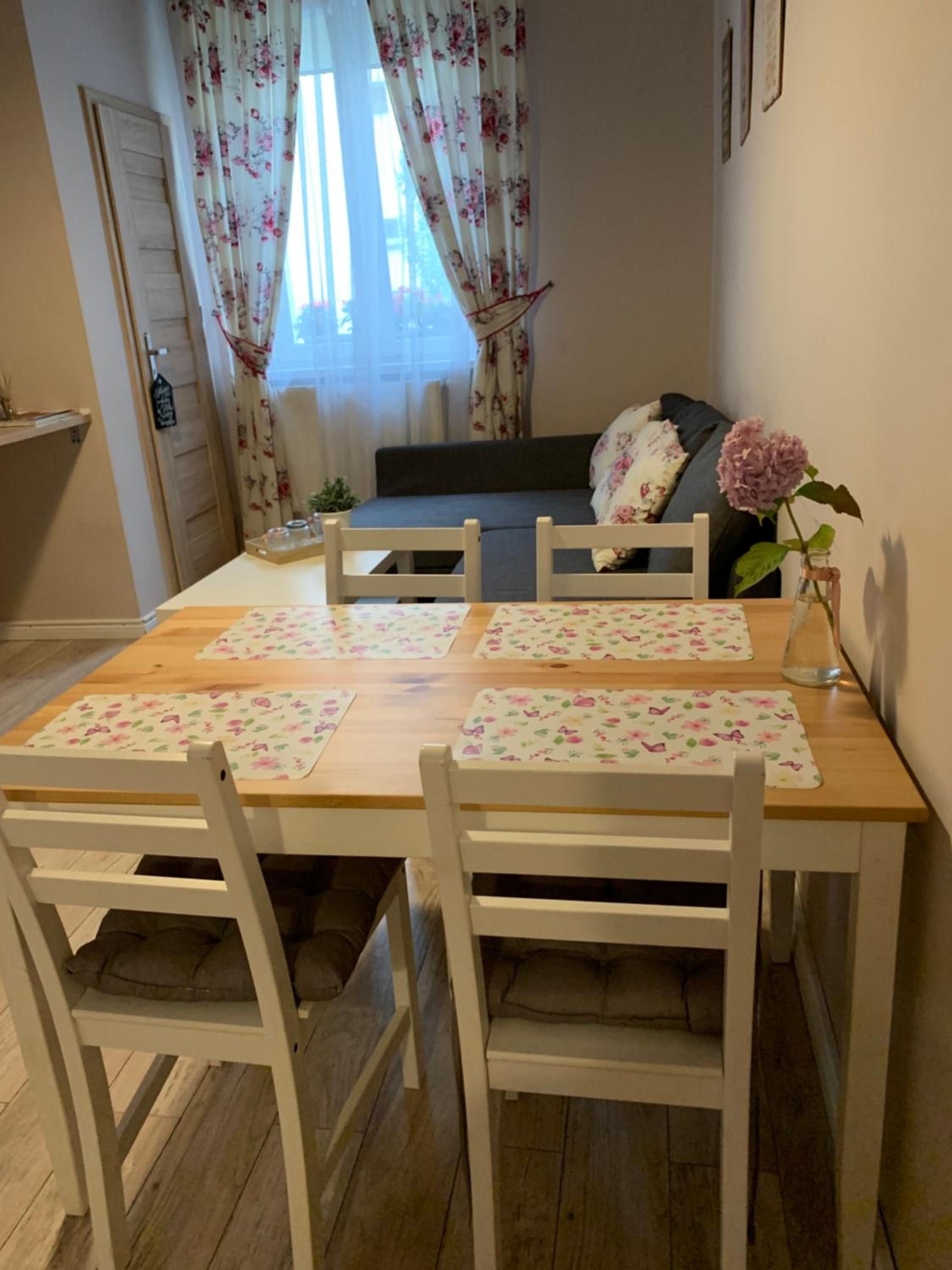 Two-Bedroom Apartment - Photo 14