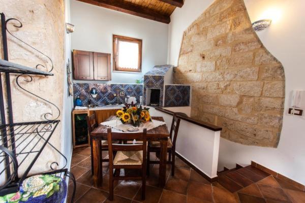 Two-Bedroom Apartment - Photo 6