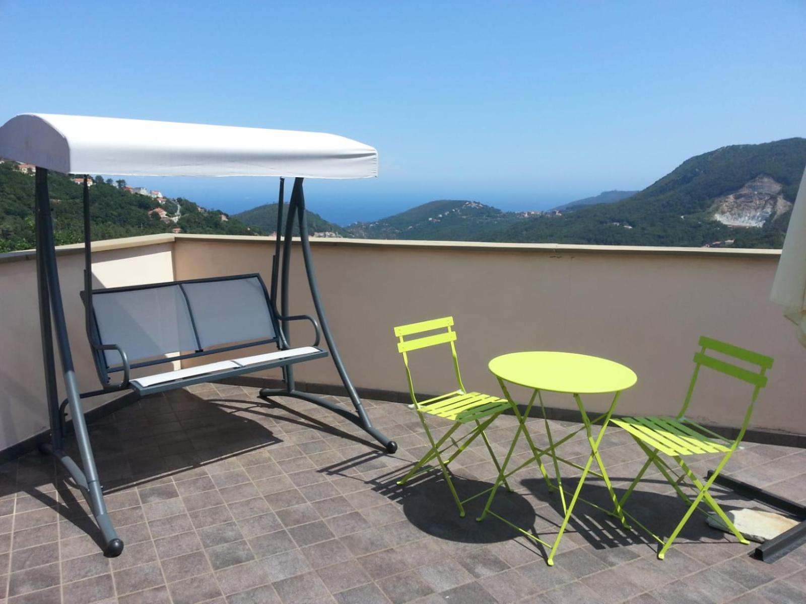 Deluxe Double Room with Balcony and Sea View - Photo 6