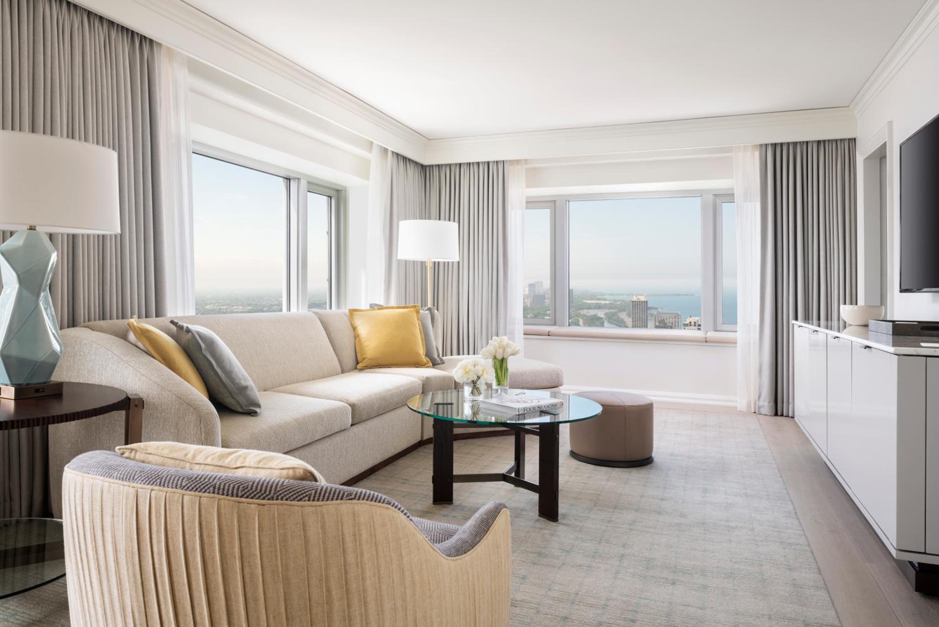 One-Bedroom King Suite - Photo 1