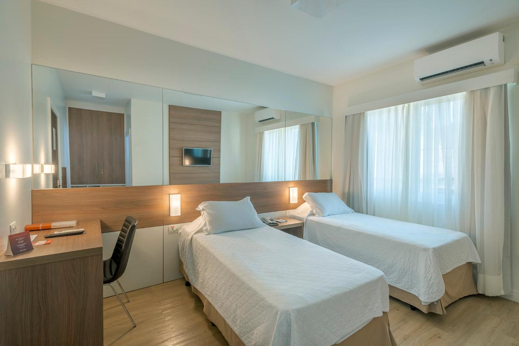Superior Twin Room photo 1