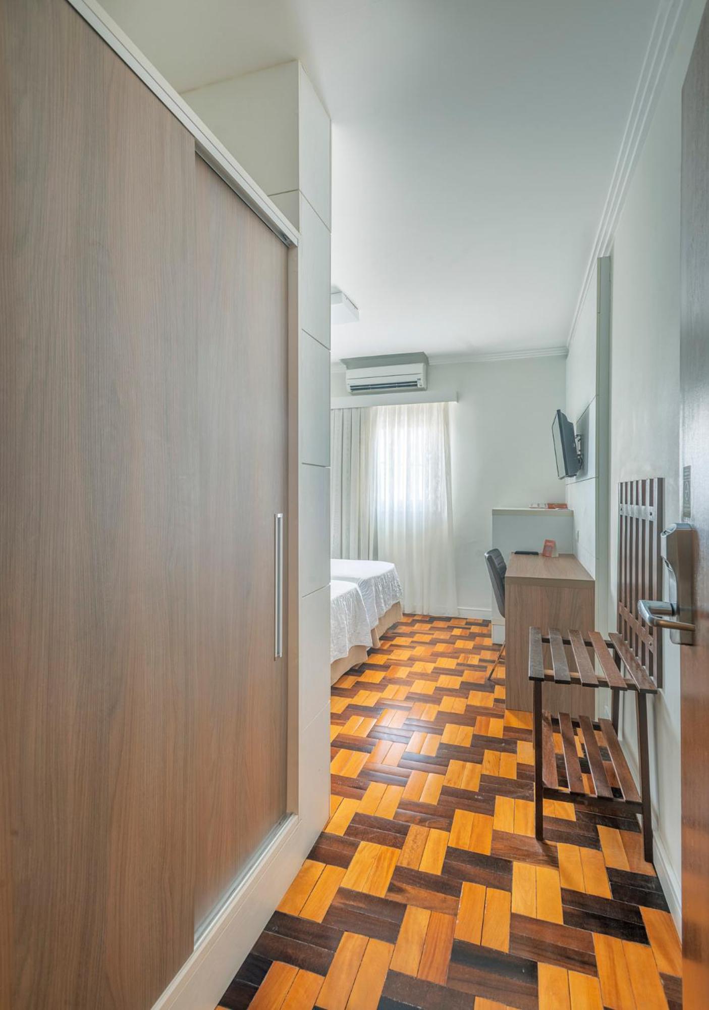 Superior Twin Room photo 2