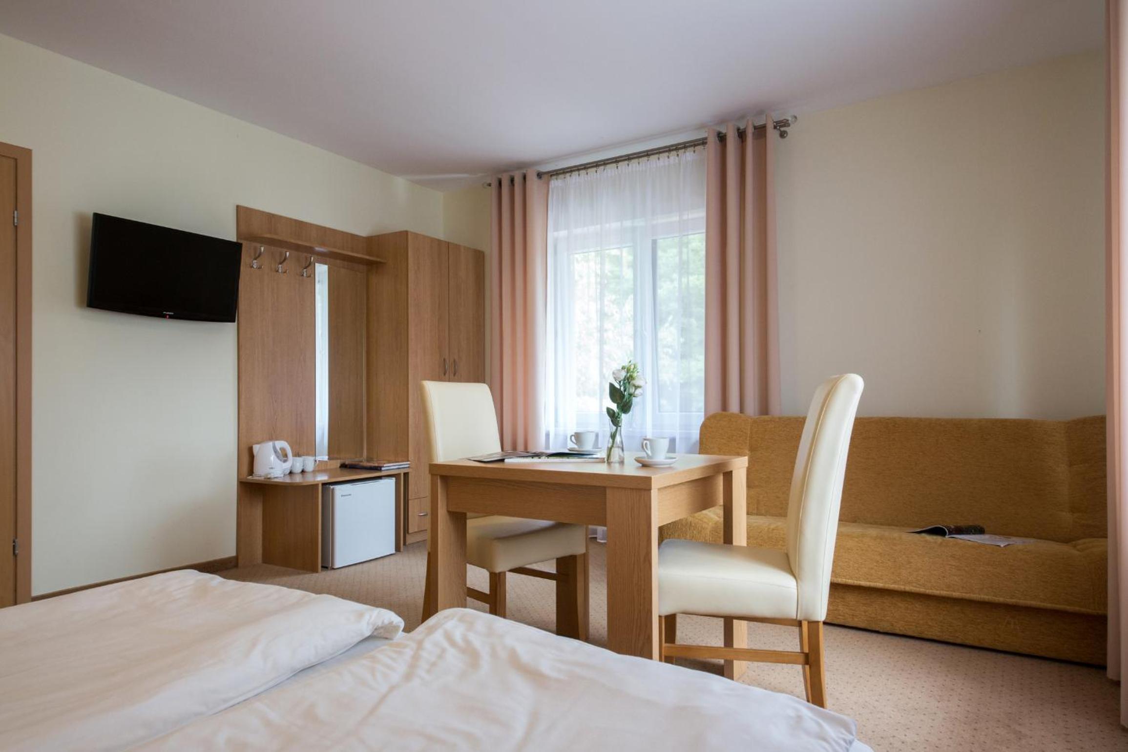Standard Double Room - Photo 4