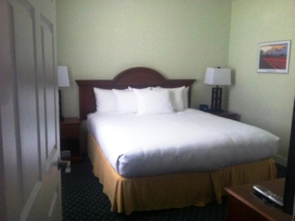 Two-Bedroom Apartment - Photo 1
