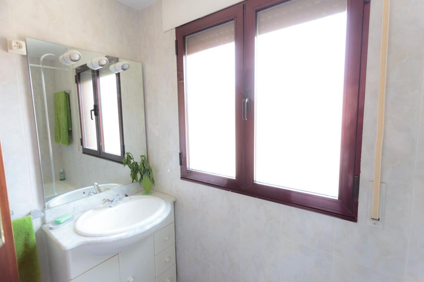 Four-Bedroom House - Photo 25