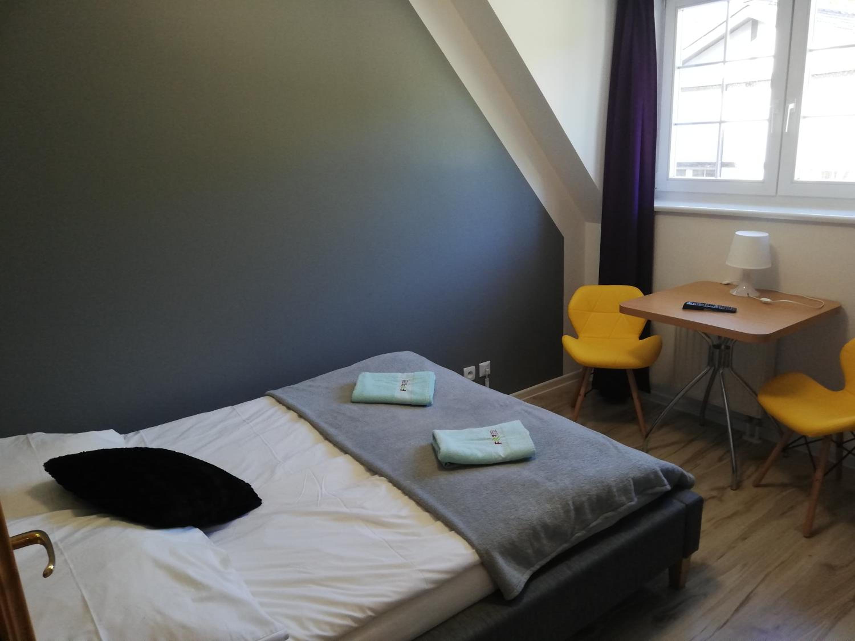 Single Room photo 2