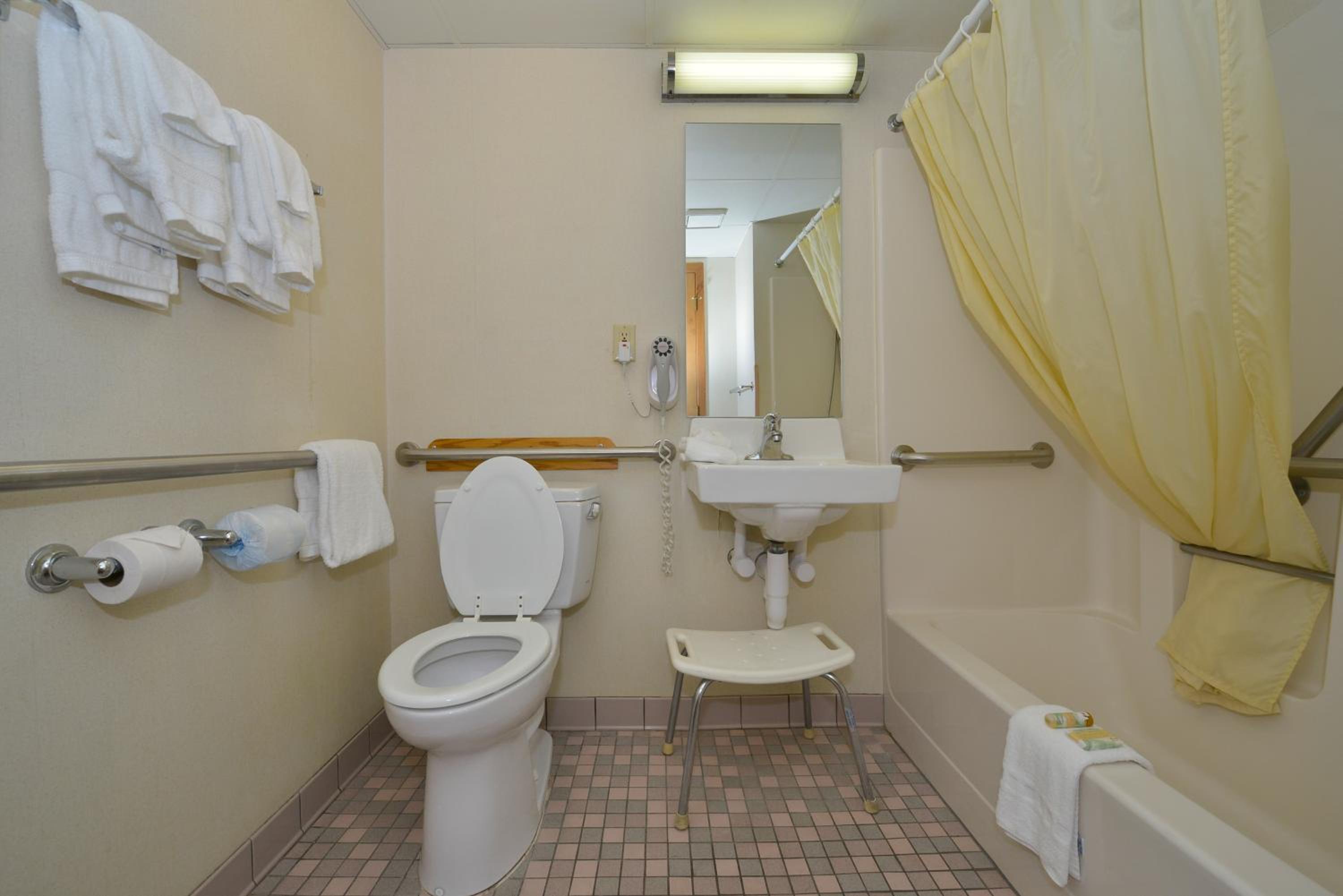 Standard Queen Room - Photo 3