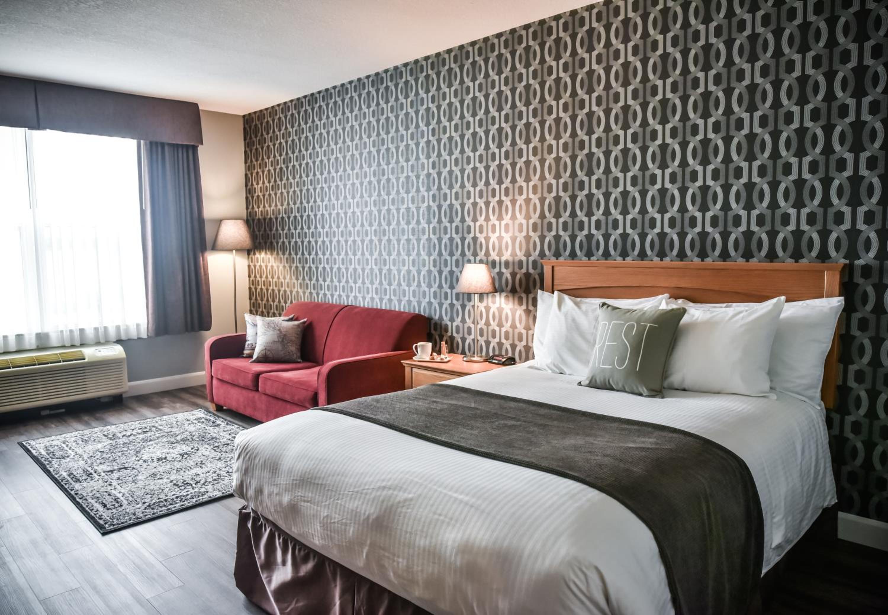 Deluxe Room - Photo 1