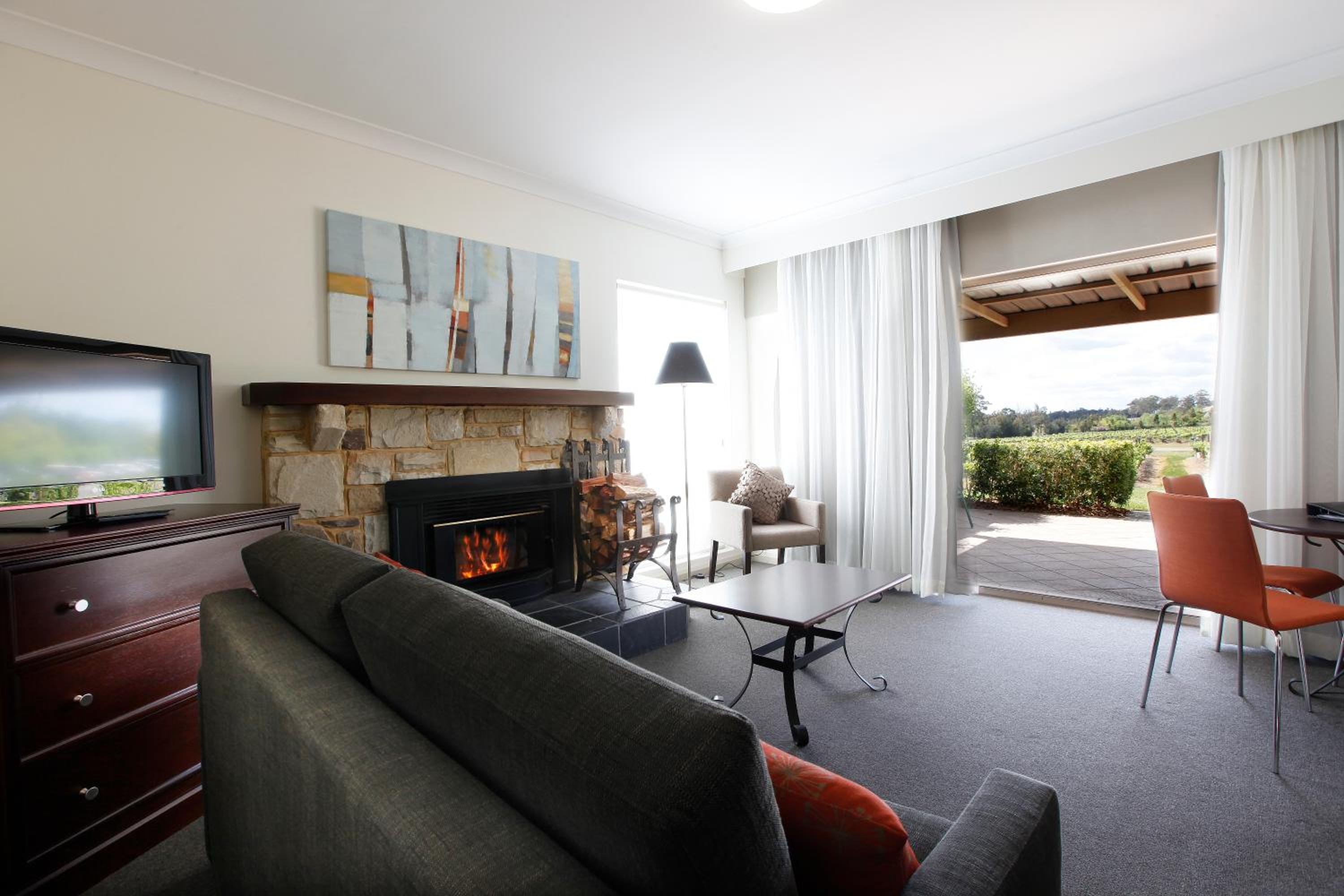 Premium Suite - Photo 4