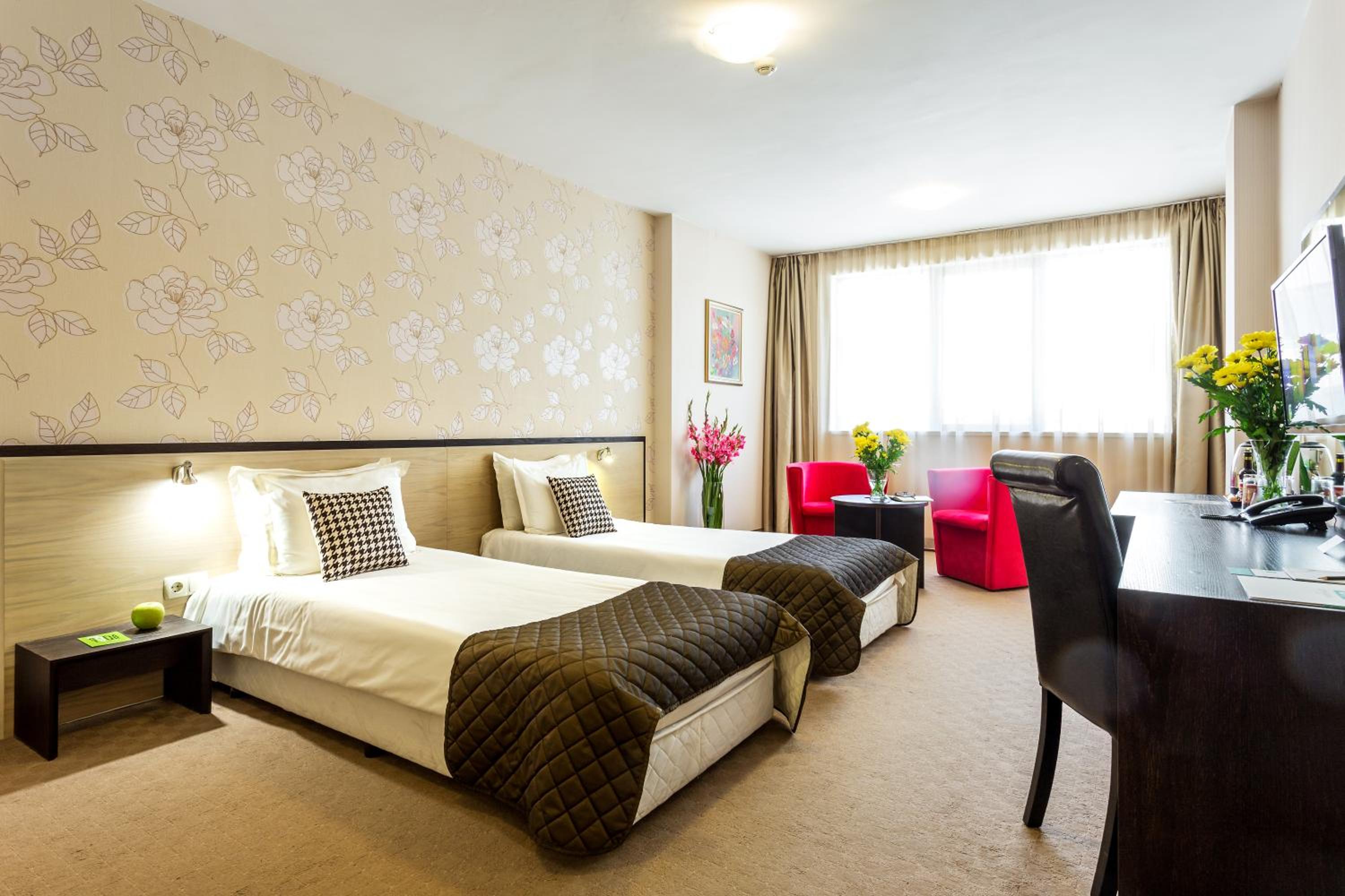 Superior Twin Room - Photo 1