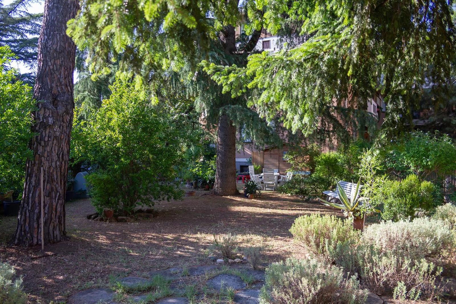 Three-Bedroom Apartment - Photo 20