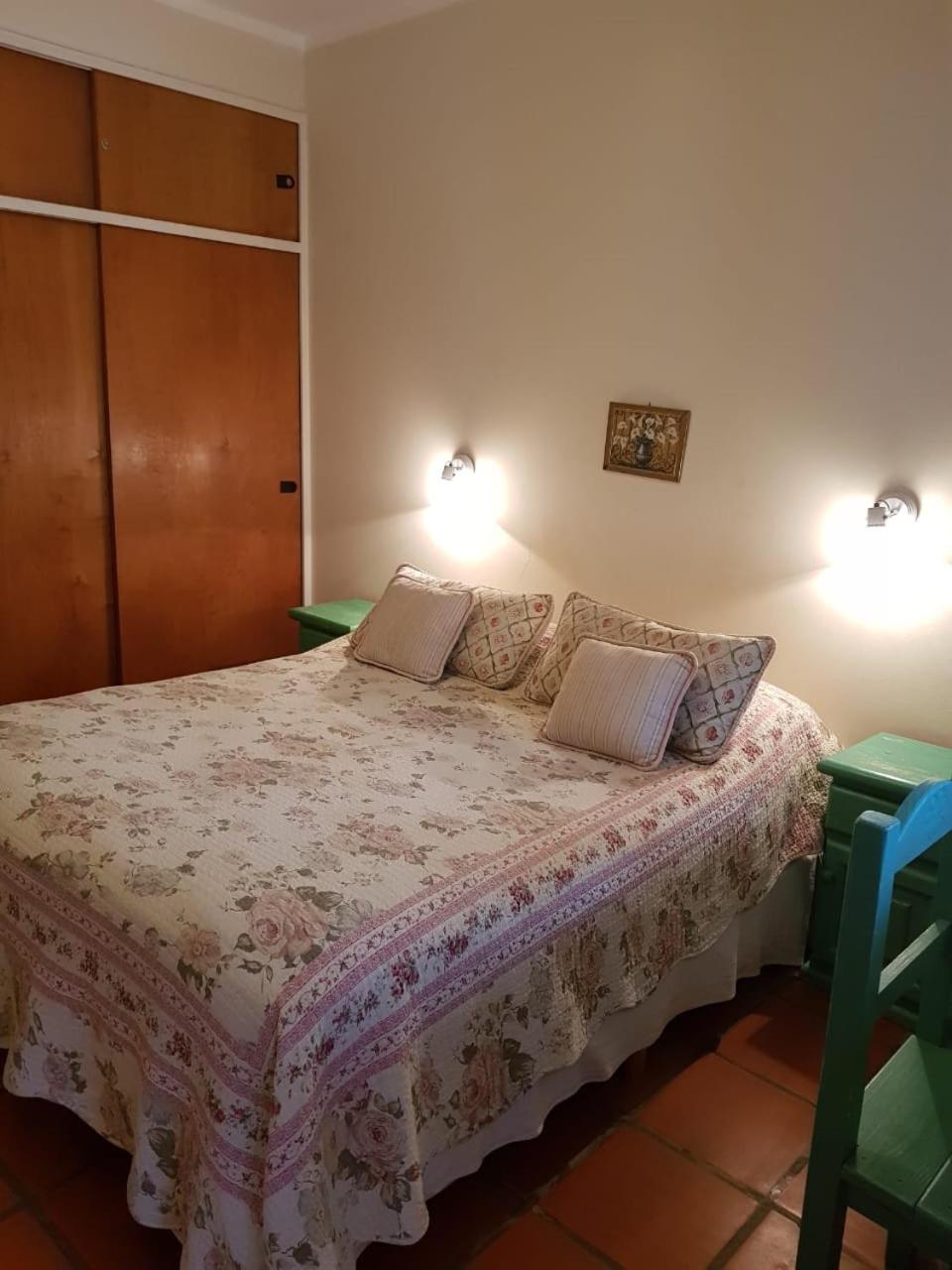 Standard Double or Twin Room photo 3