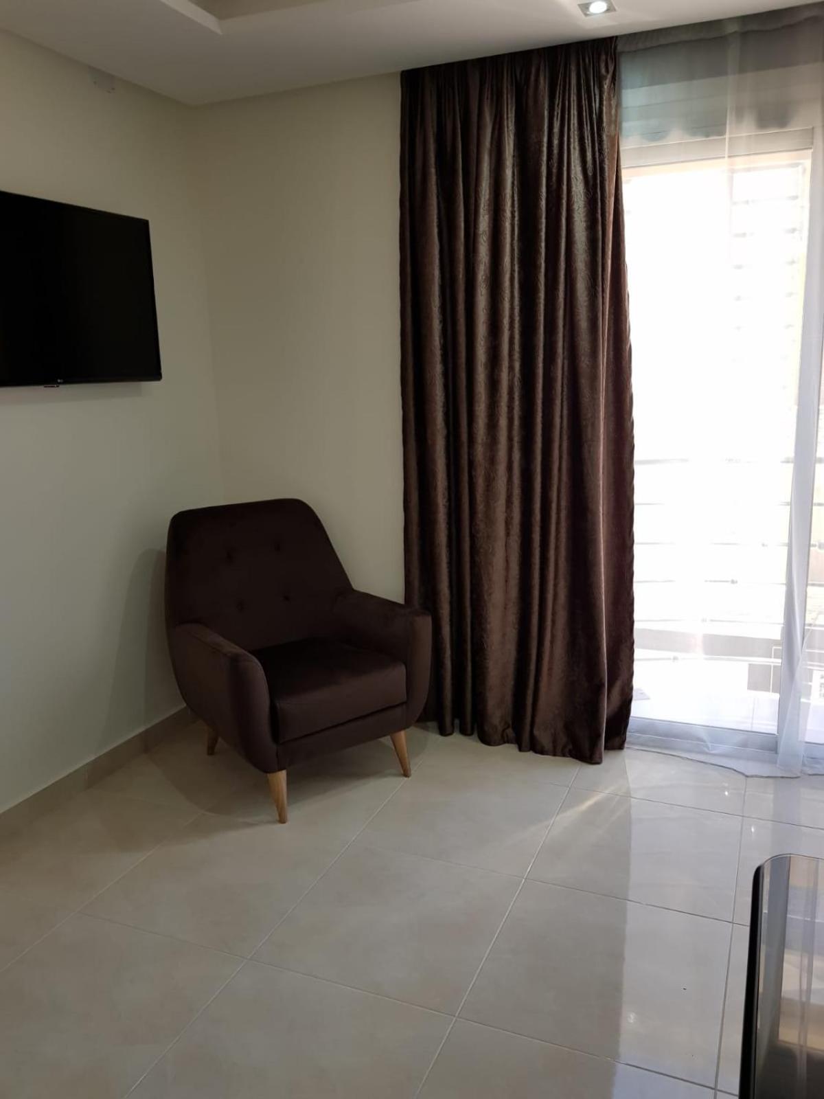 Apartment with Sea View - Photo 10