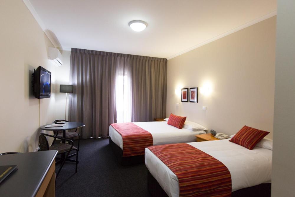 Standard Twin Room photo 1