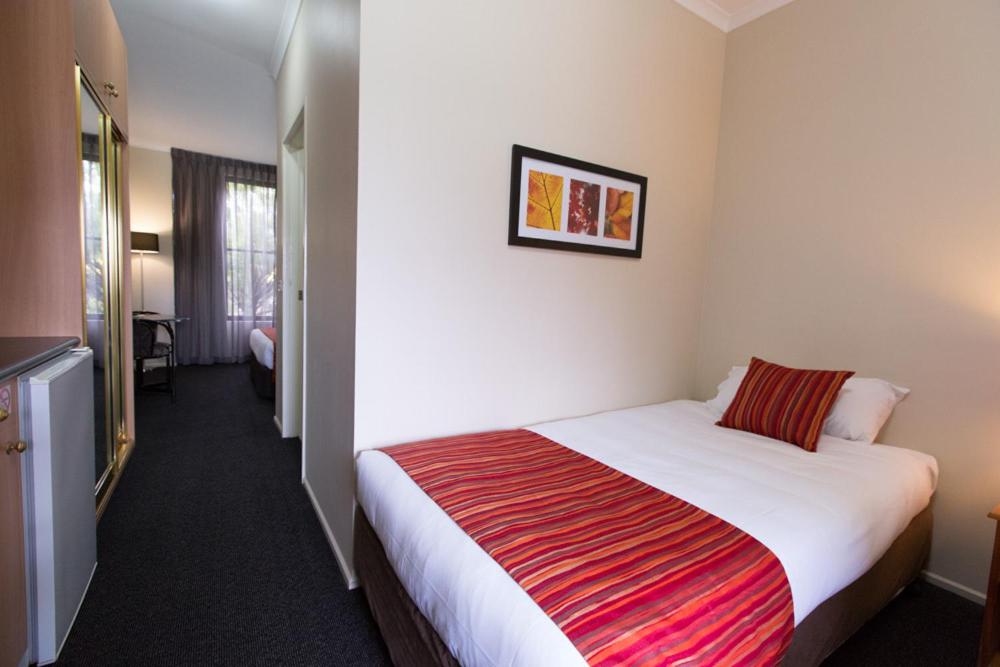Standard Twin Room photo 3