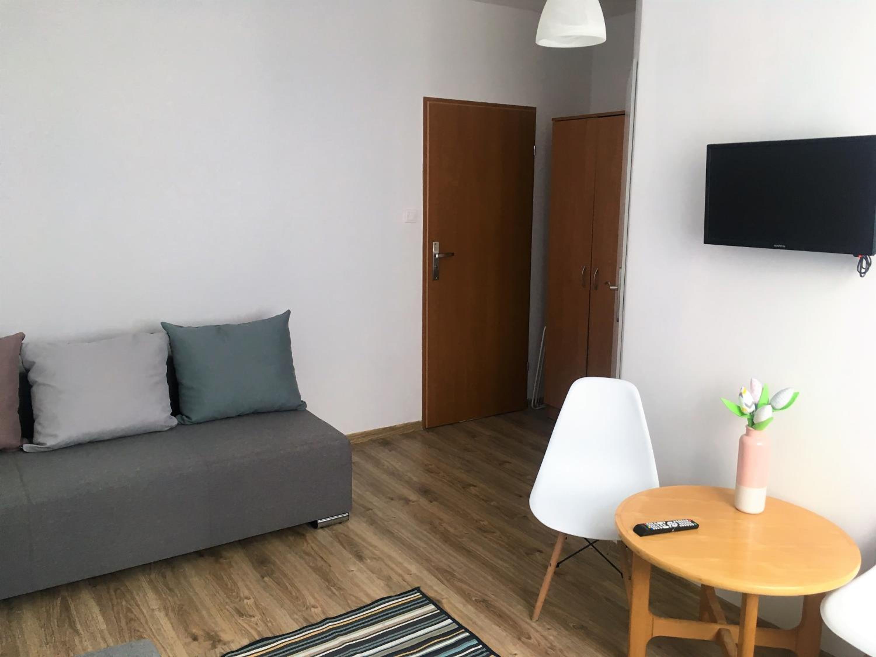 Family Room photo 1
