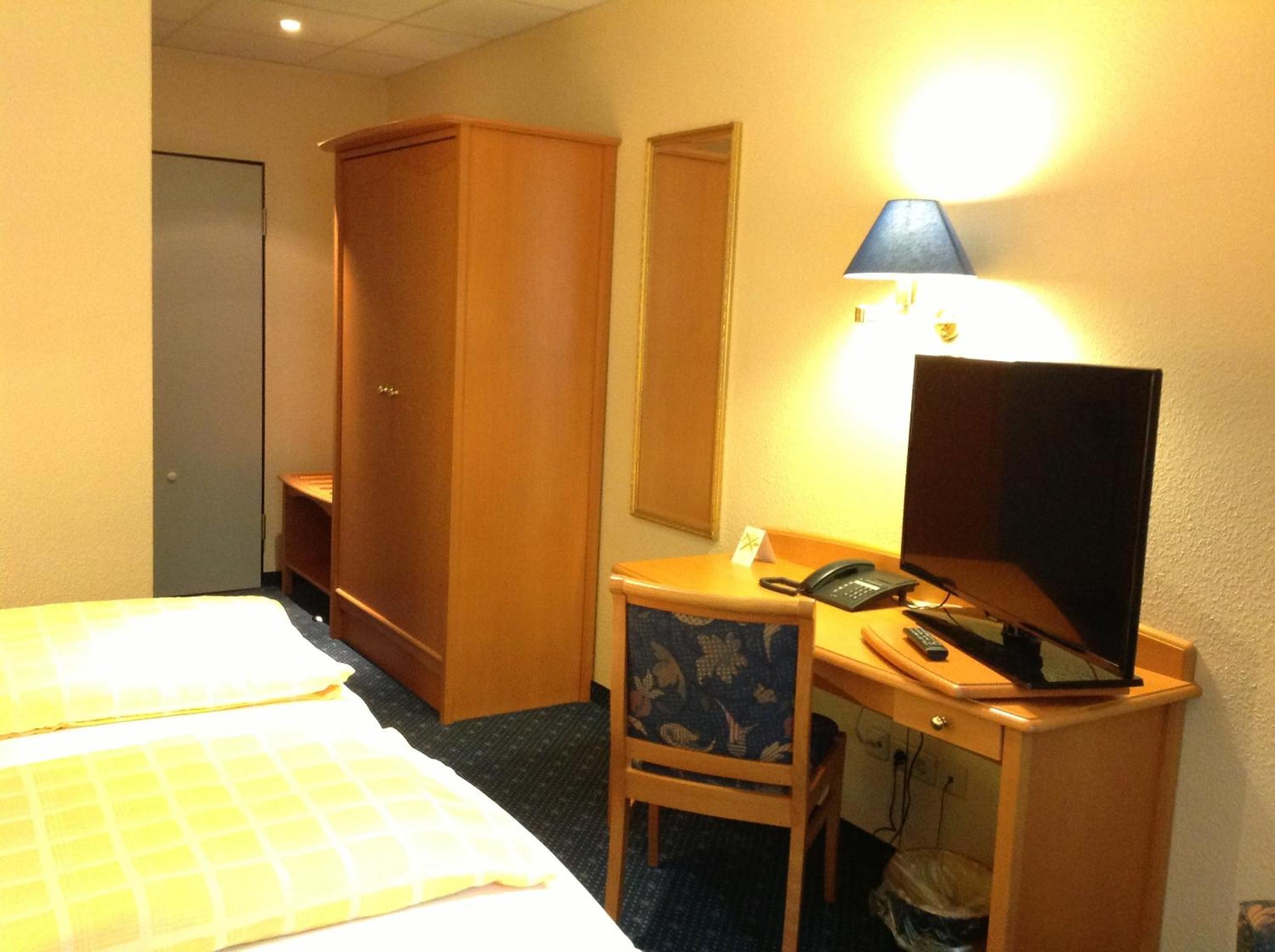 Comfort Double or Twin Room photo 3
