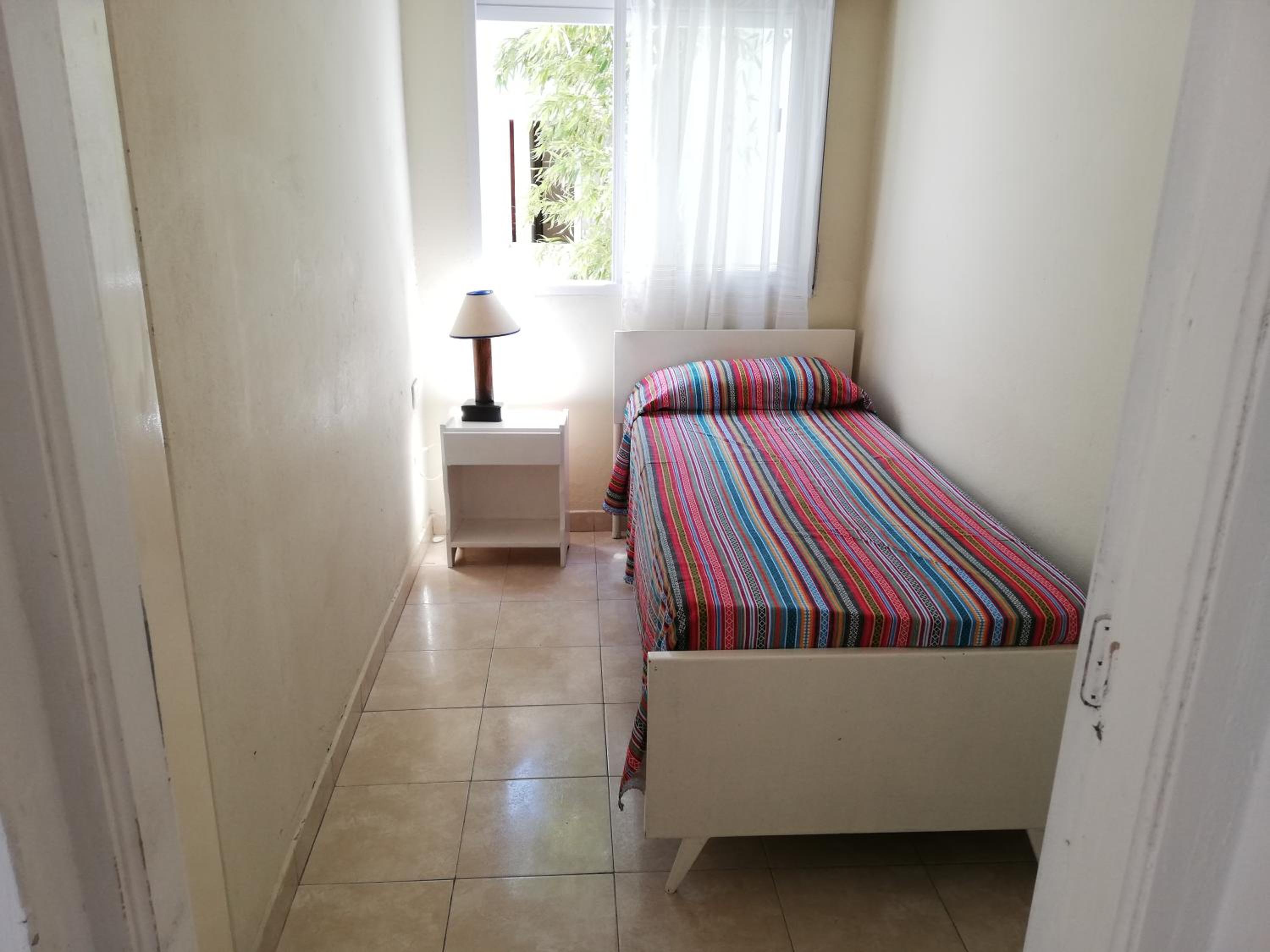 Single Room with Private Bathroom photo 1