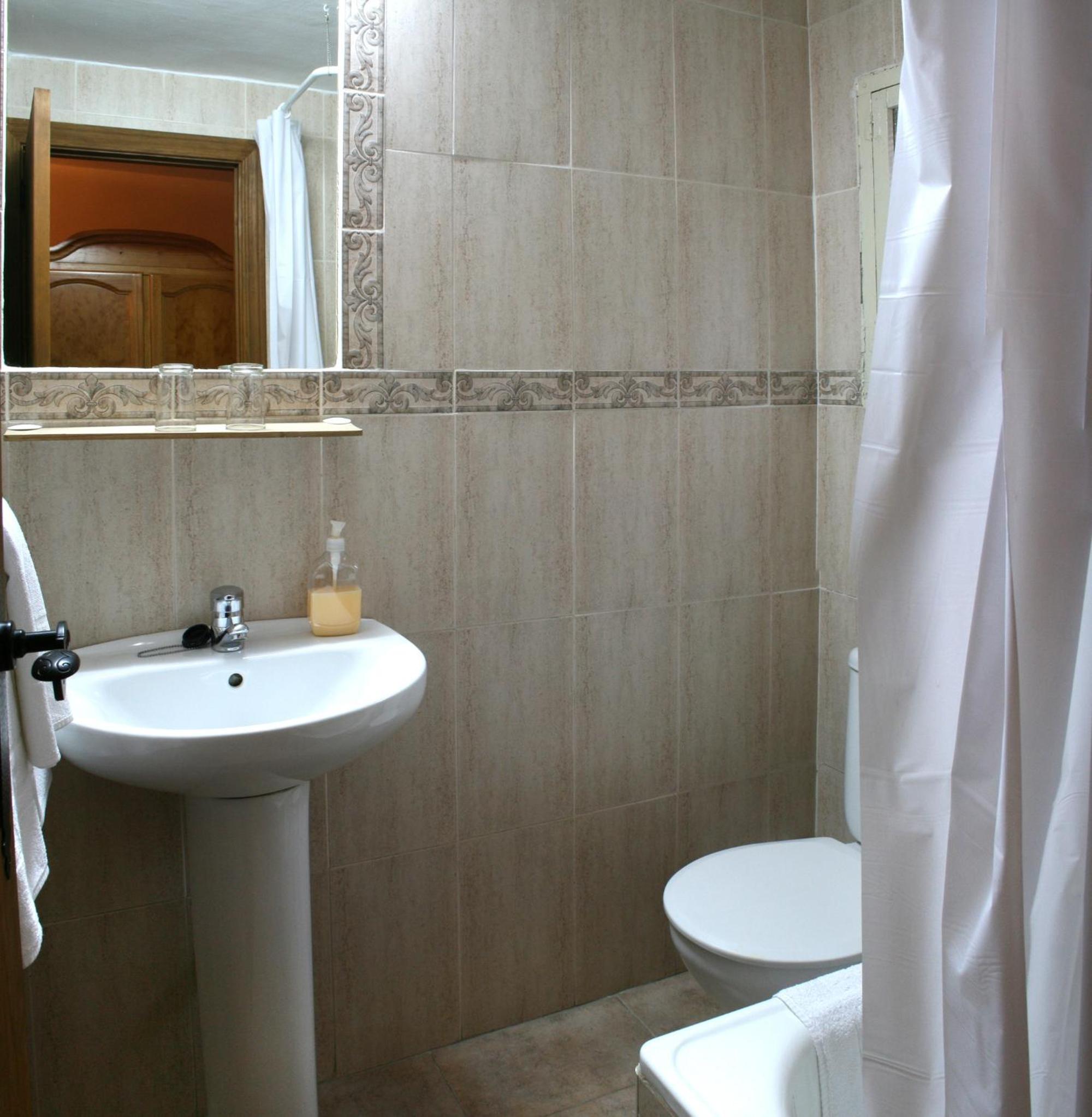 Single Room photo 2