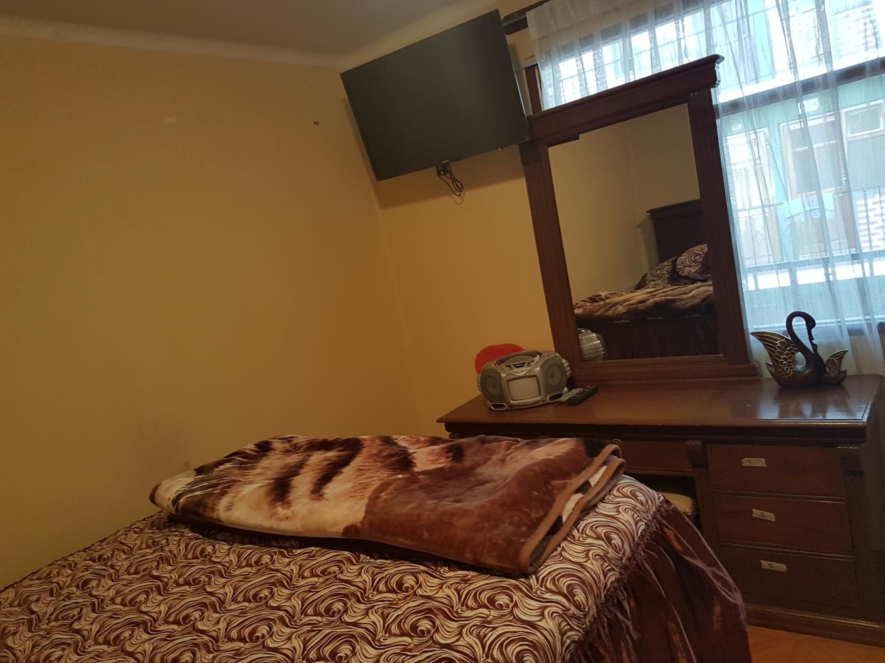 Single Room With Shared Toilet