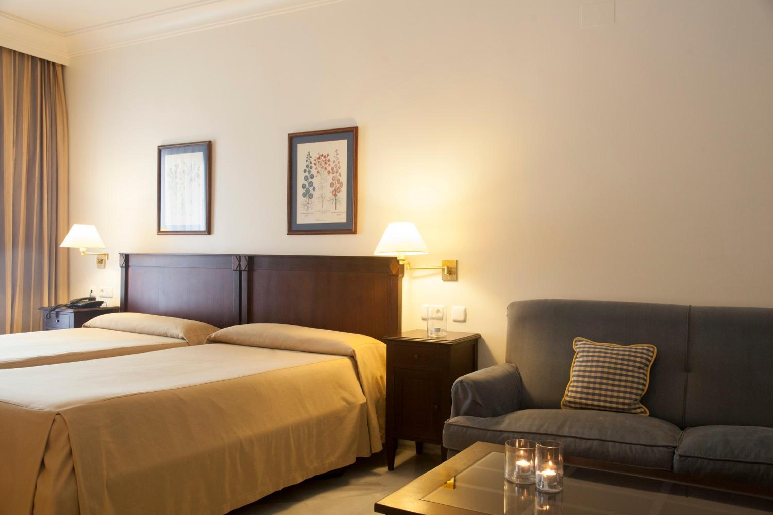 Superior Triple Room - Photo 6