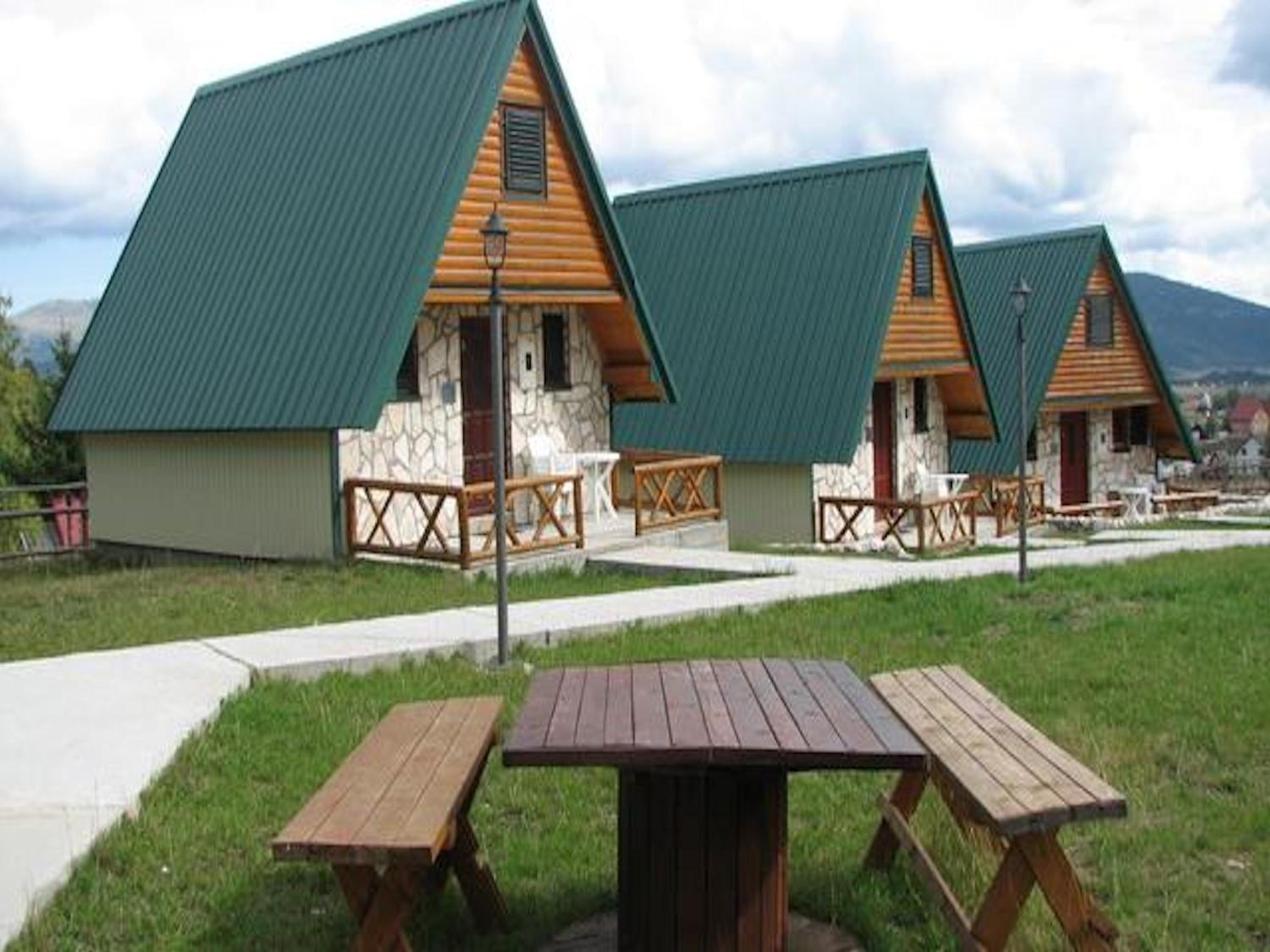 Bungalow photo 2