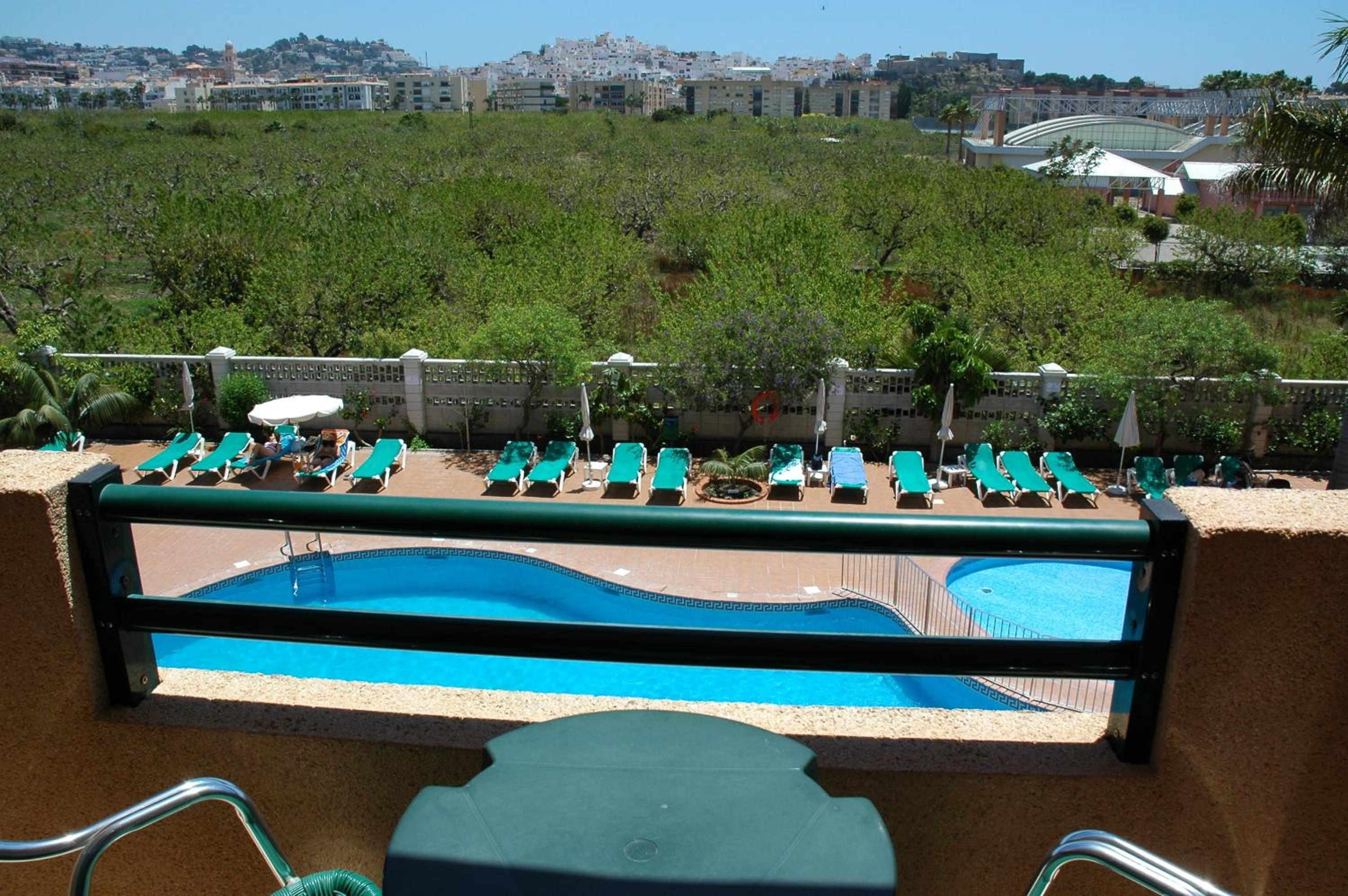 Twin Room with Pool View