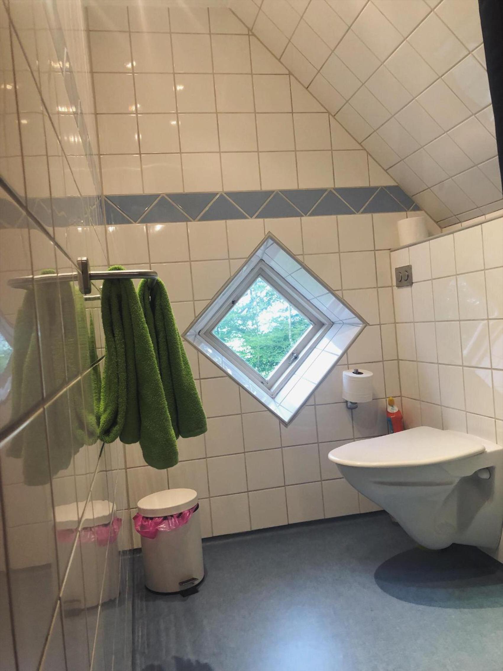 Double Room - Photo 7